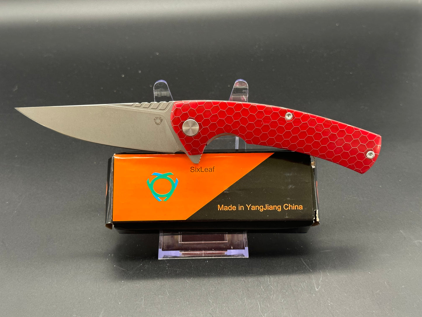 SIXLEAF FOLDING KNIFE RED RESIN HANDLE D2 PLAIN EDGE SL-08-RED