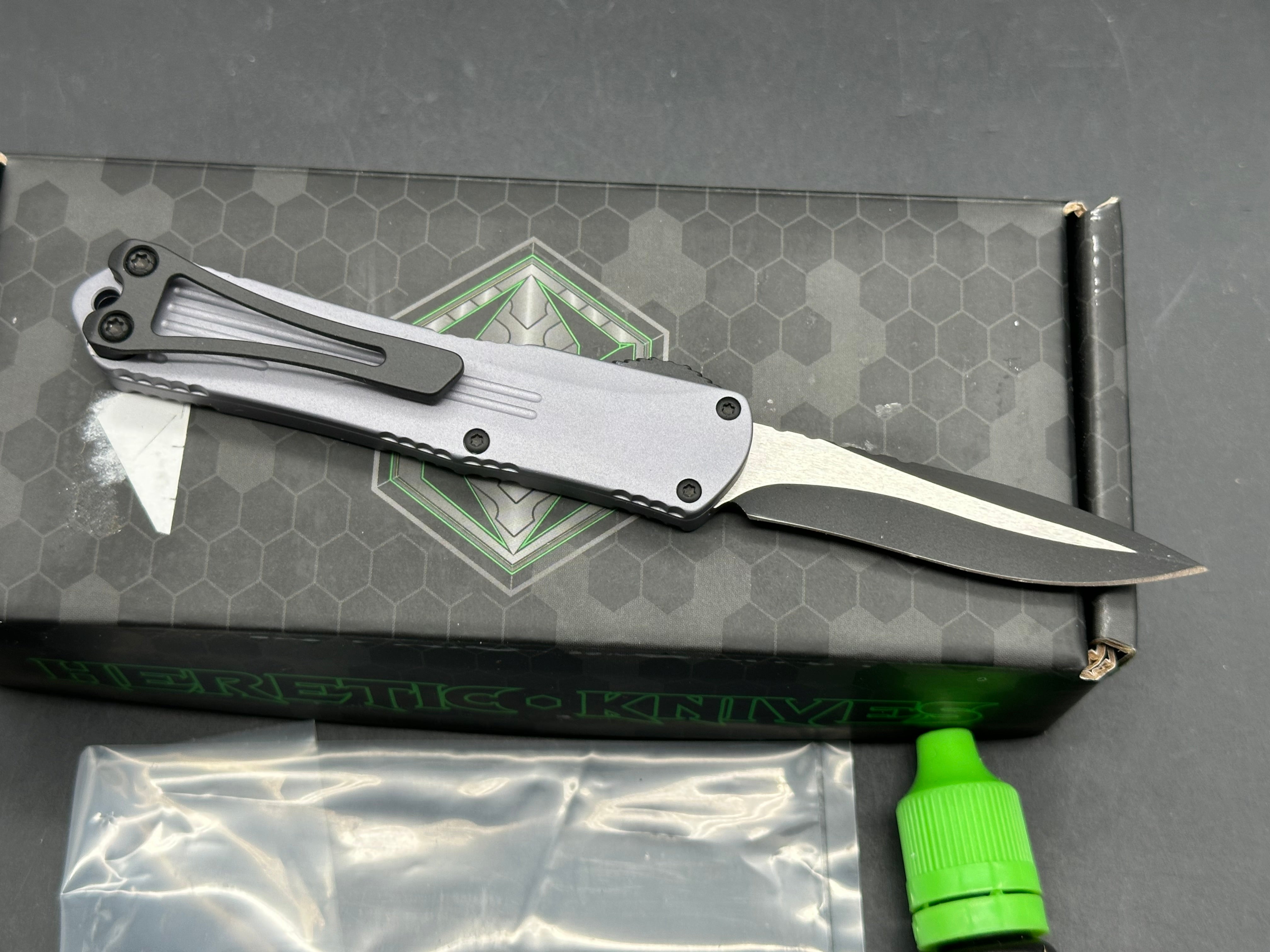 Heretic H025-10-Gray Manticore S Magnacut