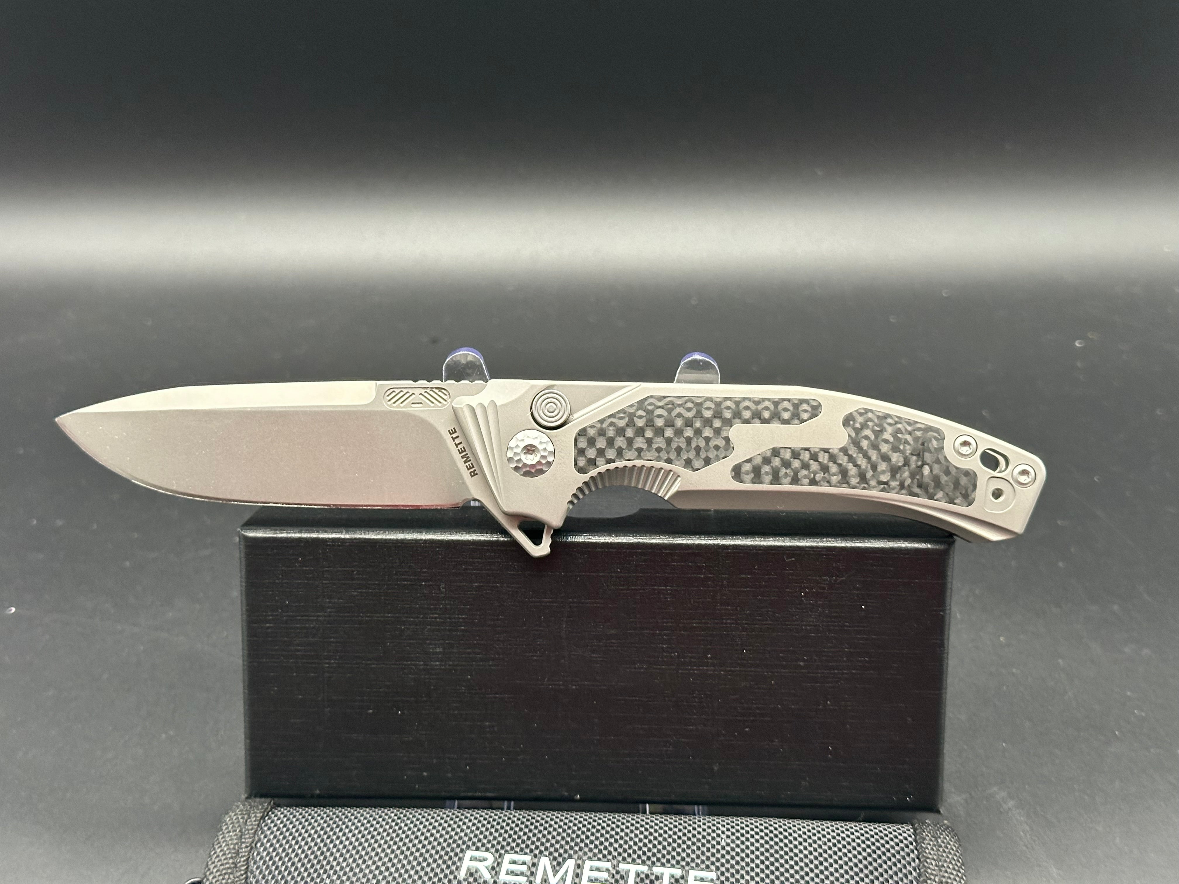 REMETTE Steed Button Lock Pocket Knife,Titanium Handle