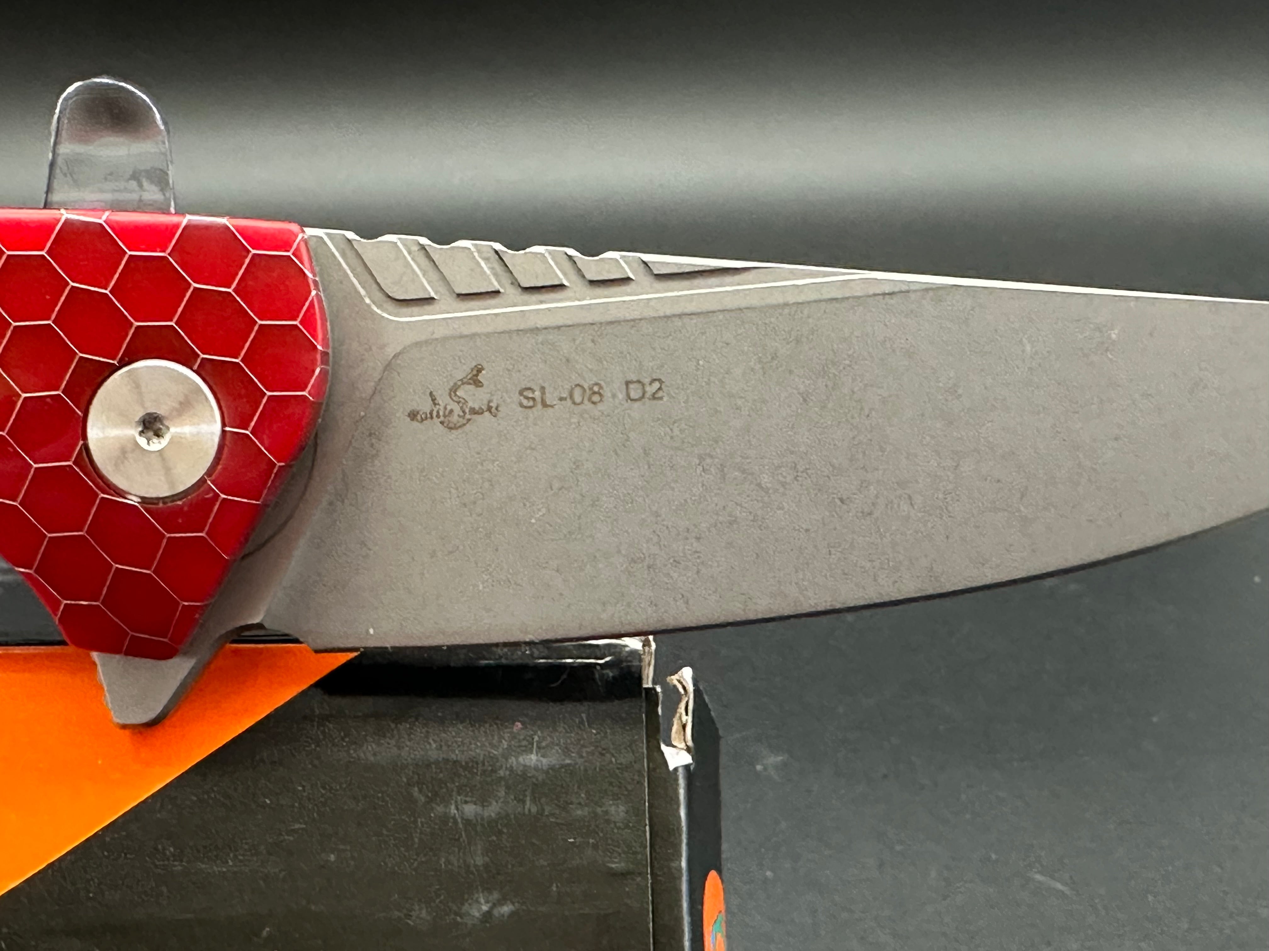 SIXLEAF FOLDING KNIFE RED RESIN HANDLE D2 PLAIN EDGE SL-08-RED