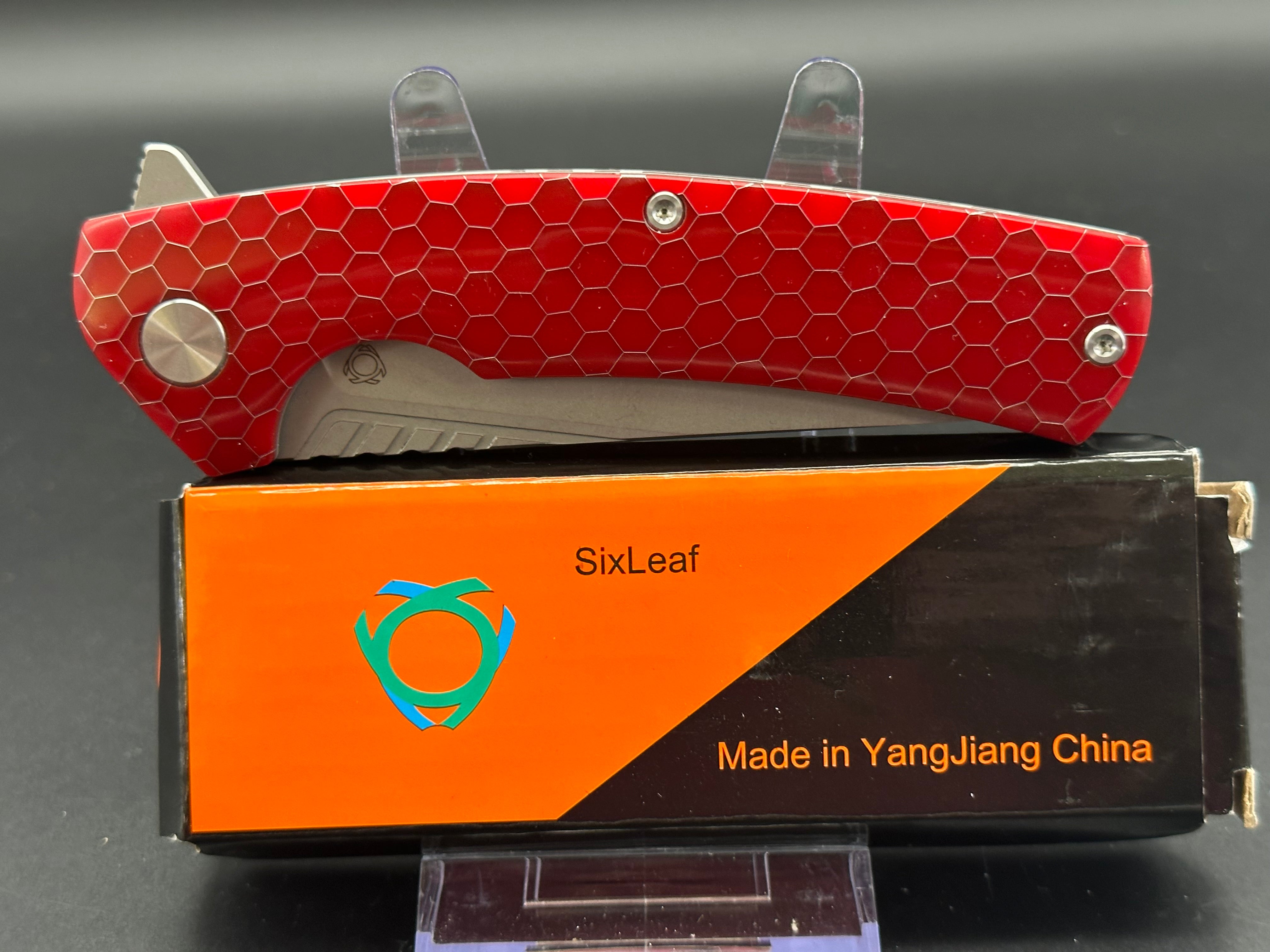 SIXLEAF FOLDING KNIFE RED RESIN HANDLE D2 PLAIN EDGE SL-08-RED