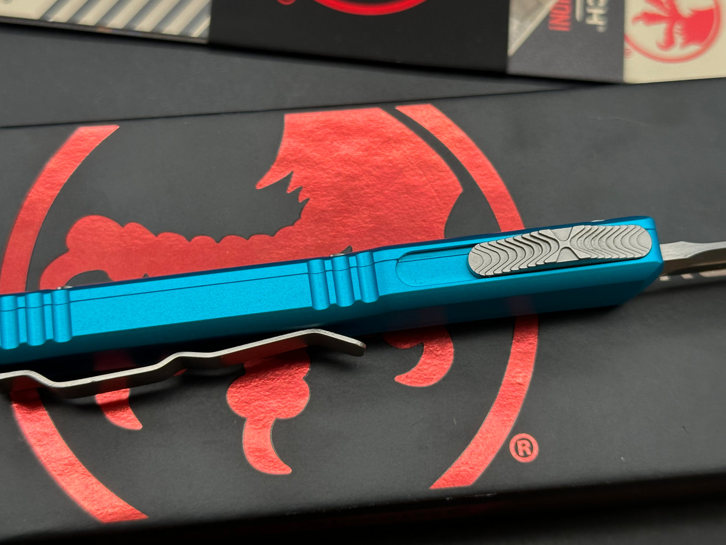 Microtech Ultratech T/E OTF Automatic Knife Turquoise (Factory Blem)