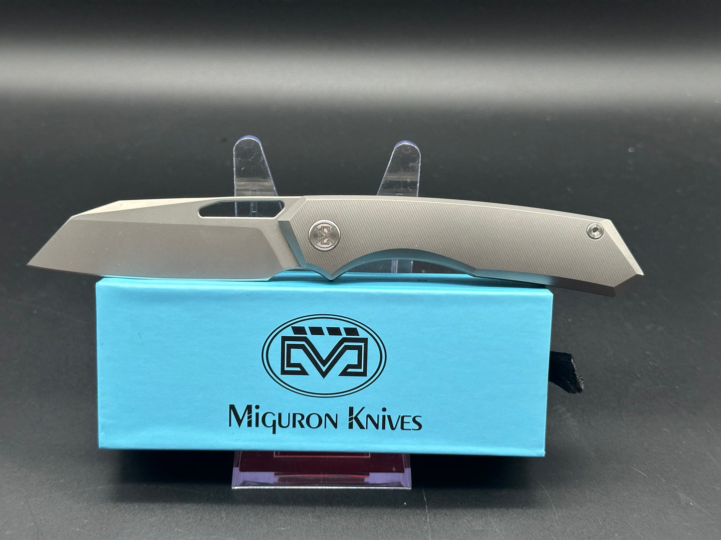 MIGURON KERYX II FOLDING KNIFE GRAY TITANIUM HANDLE M390 SHEEPSFOOT