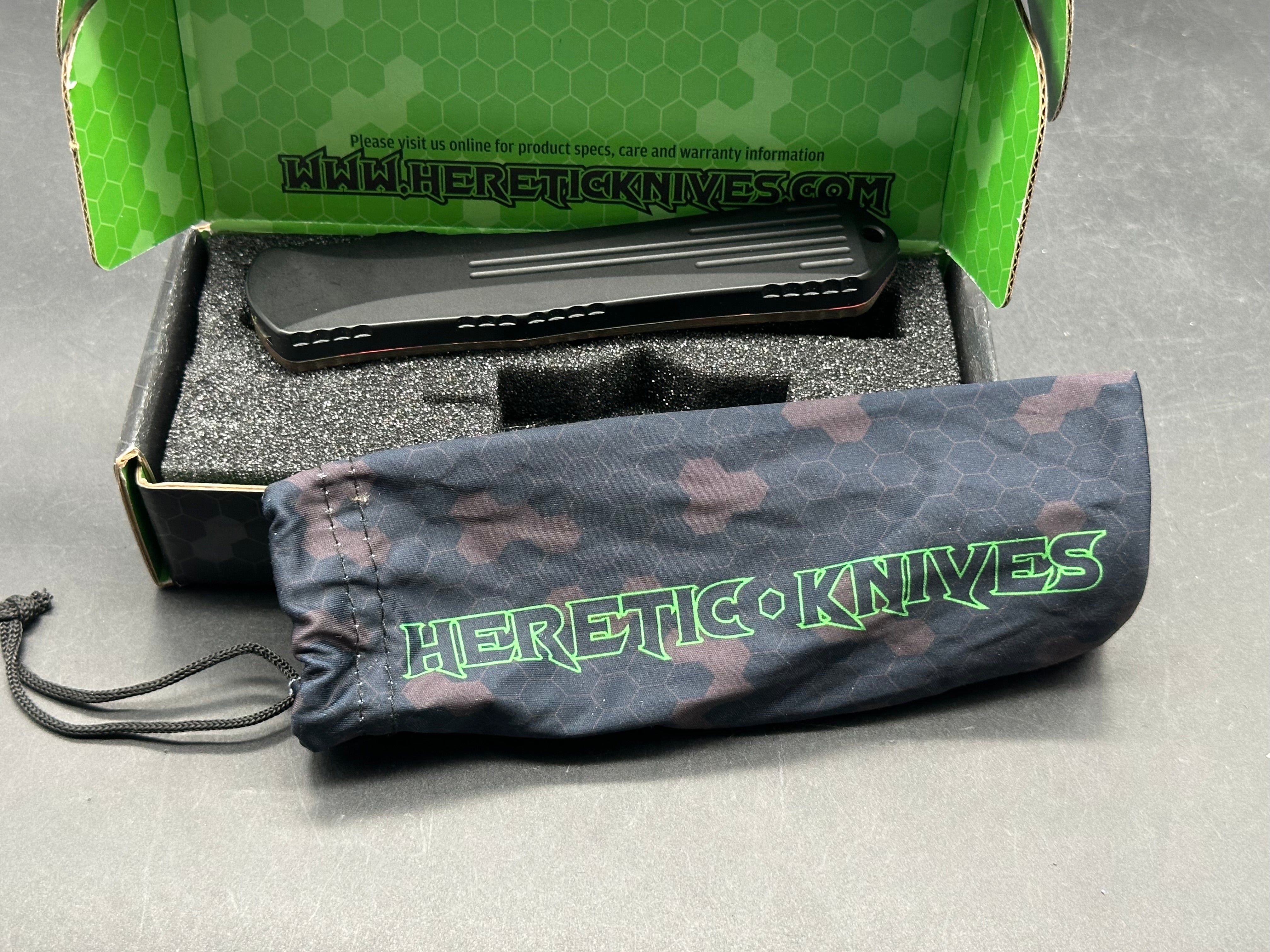 Heretic Manticore-X 80s camo DLC Elmax blade