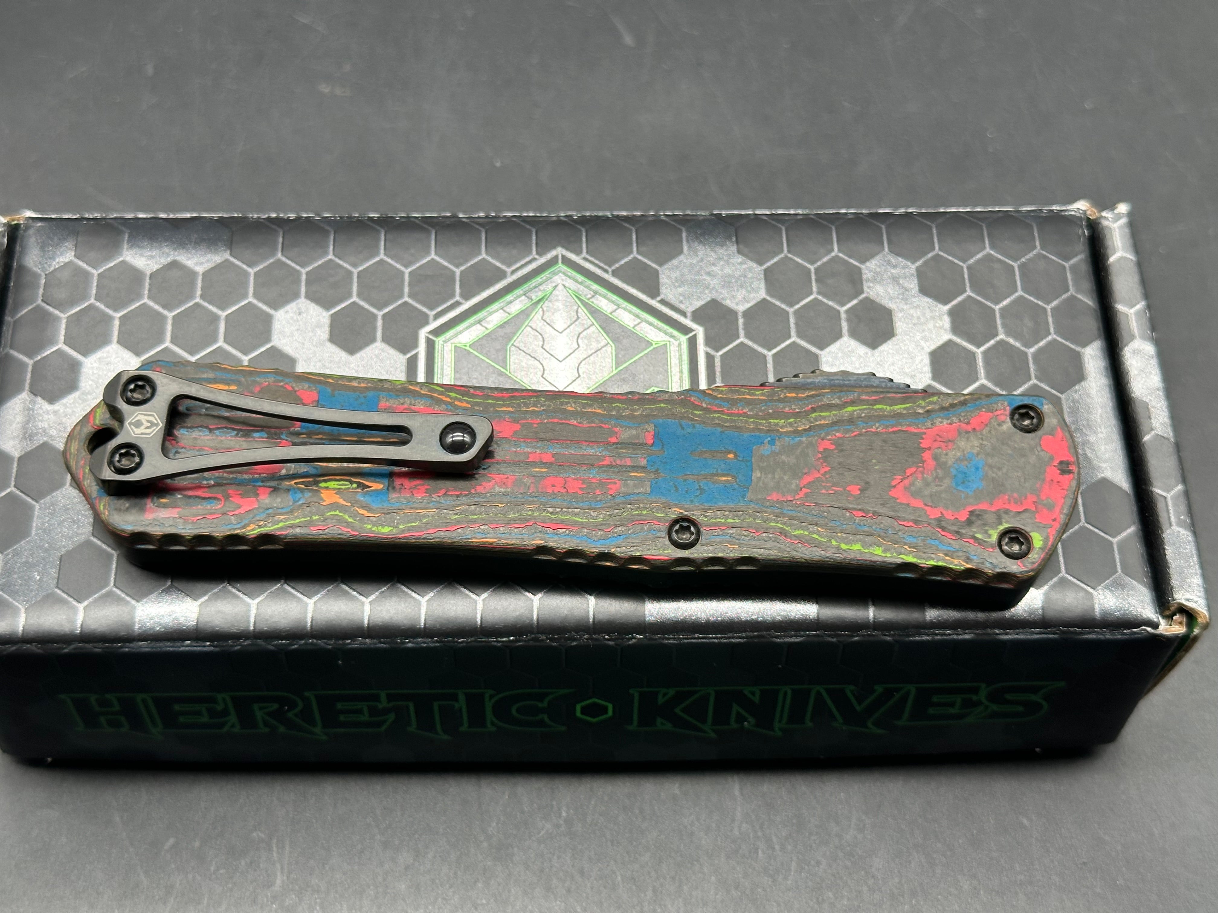 Heretic Manticore-X 80s camo DLC Elmax blade