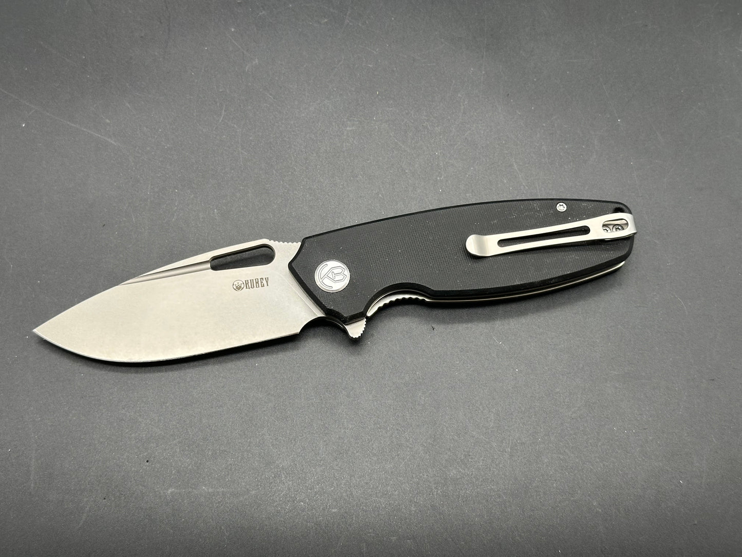 KUBEY Tityus Liner Lock Black G10 (3.39" D2 Beadblast)