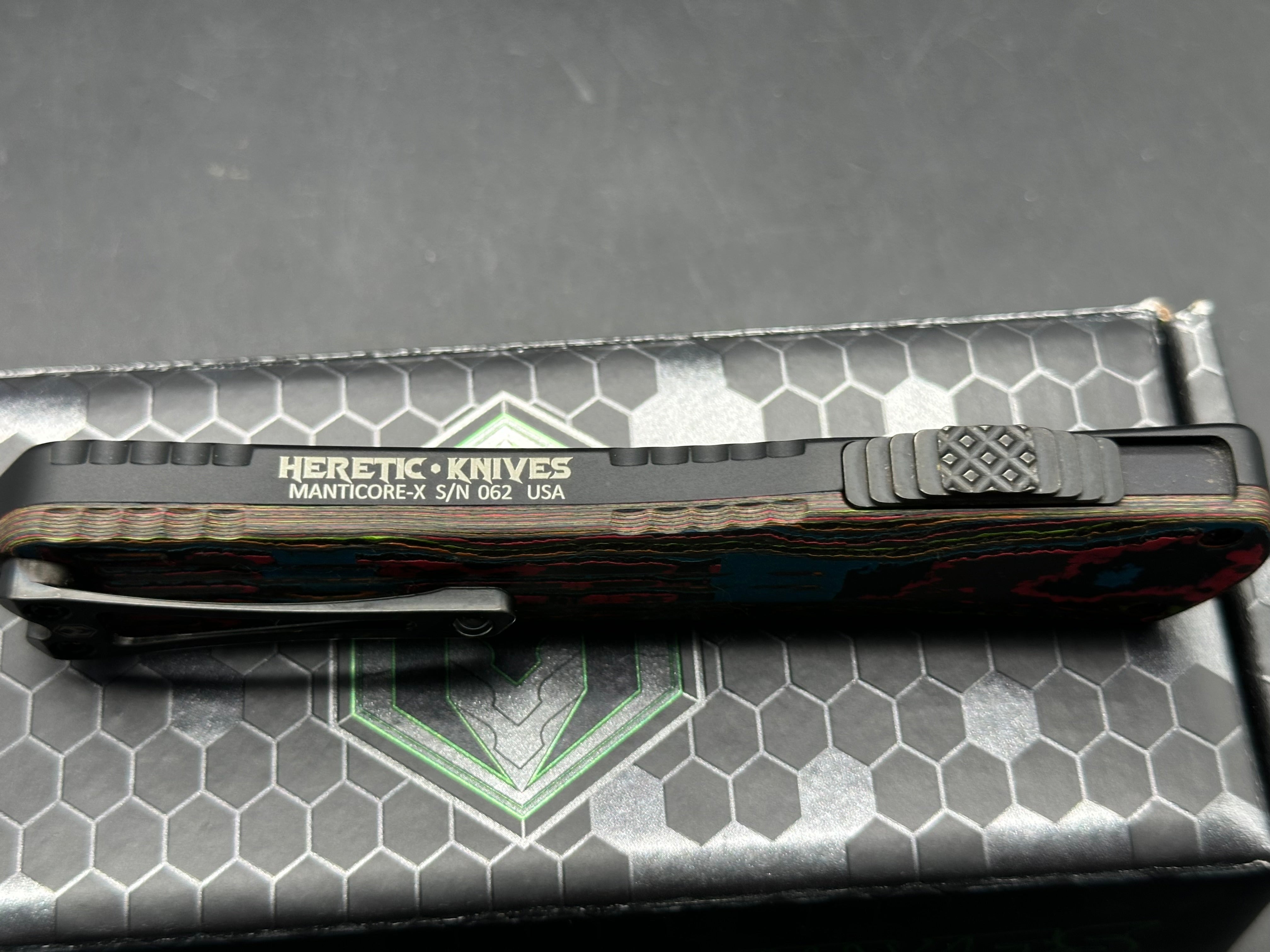 Heretic Manticore-X 80s camo DLC Elmax blade