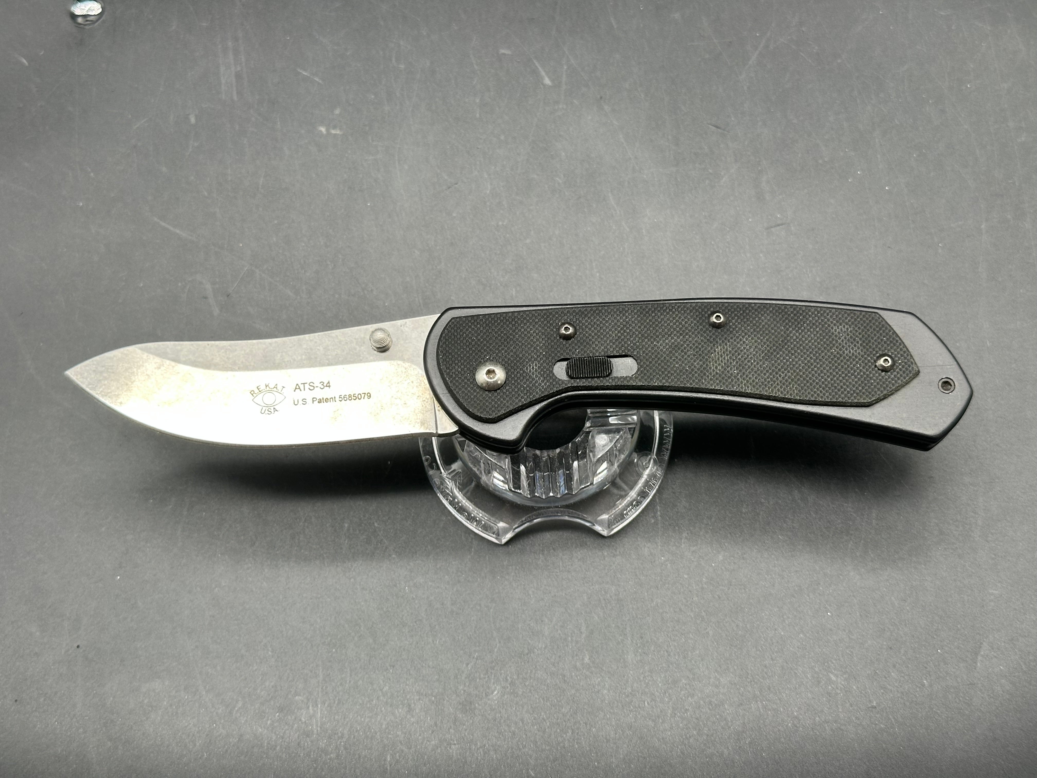 REKAT Savant Nessmuk Blade Style Ti frame/G10 scales ATS-34 blade