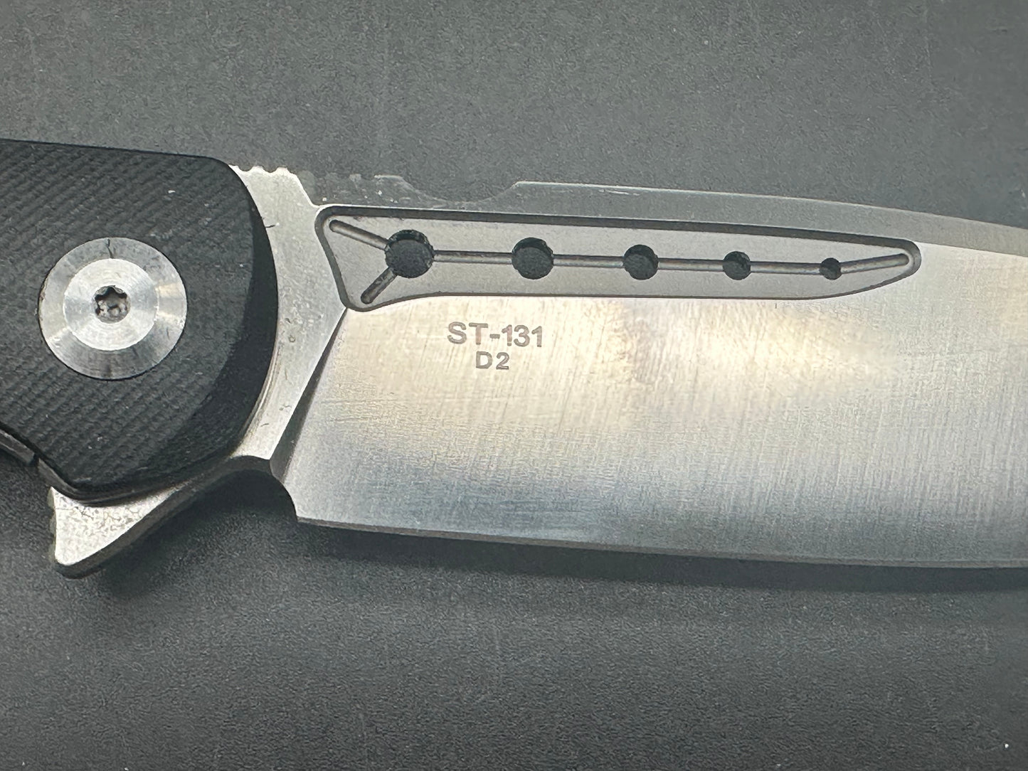 Sitivien ST131 Liner Lock Black G10 (3.54" D2 Satin)