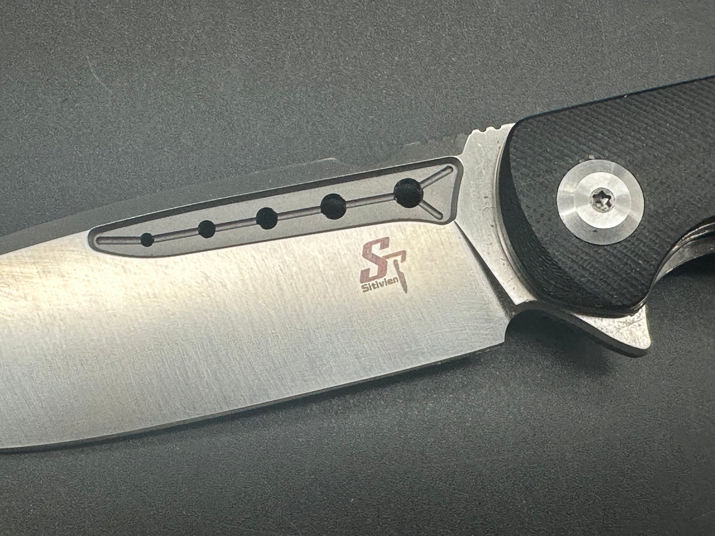 Sitivien ST131 Liner Lock Black G10 (3.54" D2 Satin)