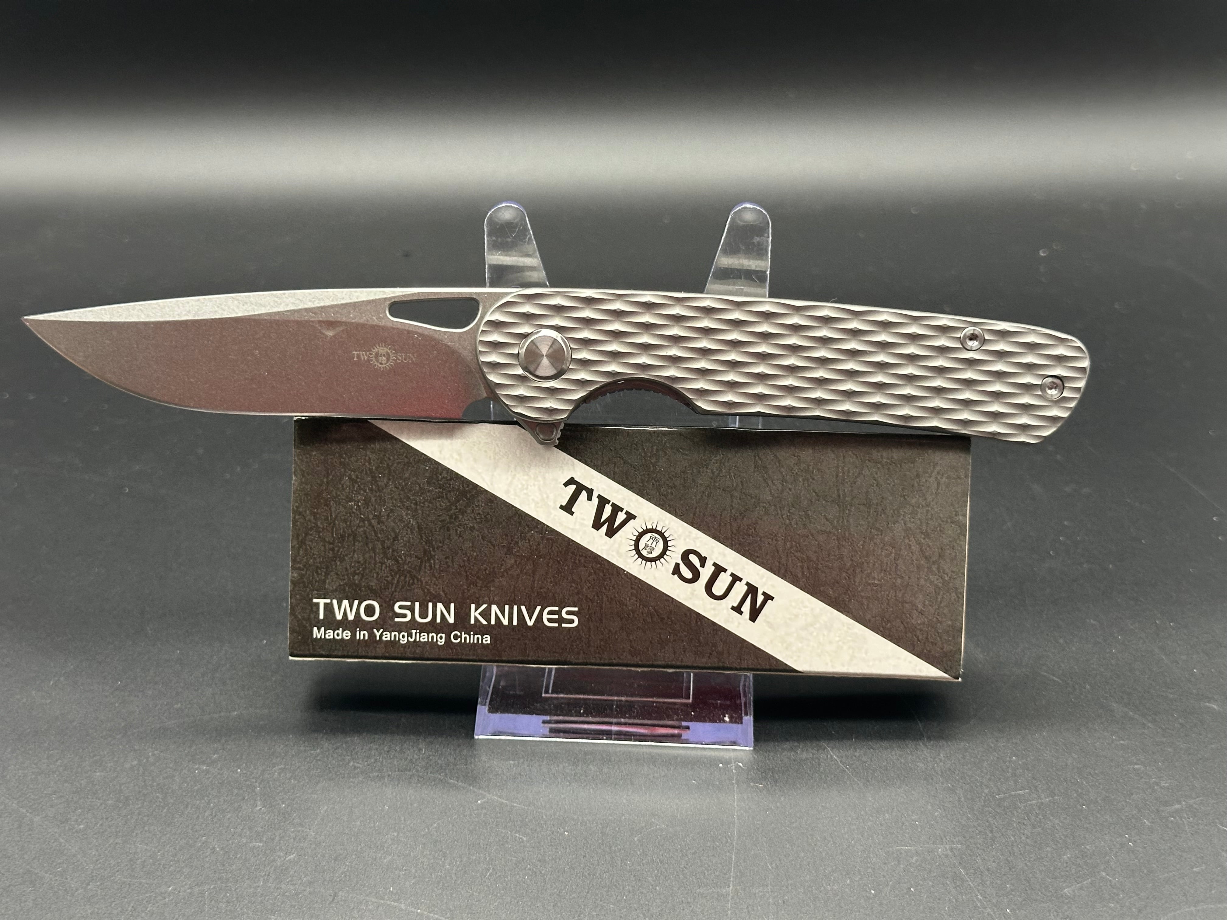 TWOSUN TS328 FOLDING KNIFE GRAY TITANIUM HANDLE M390 PLAIN EDGE