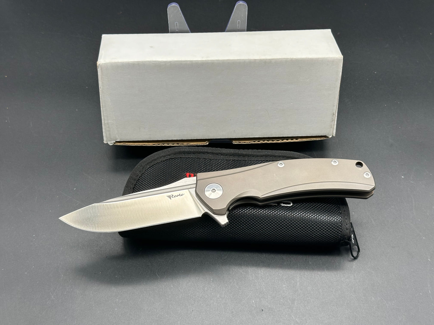 Reate Horizon C Titanium handle w/S35VN blade