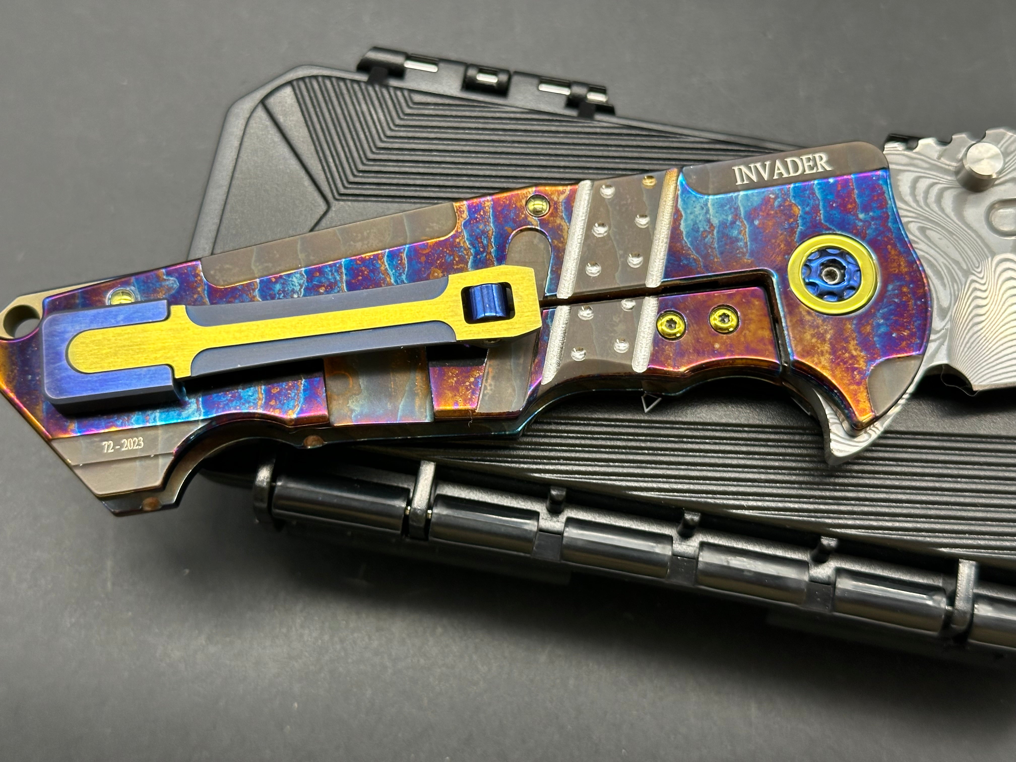 Andre De Villiers Knives (Custom) Invader