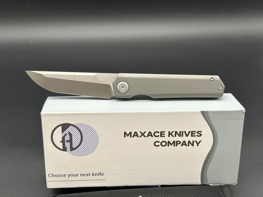 Maxace - Raccoon Dog/Grey Ti Handle/Tanto/