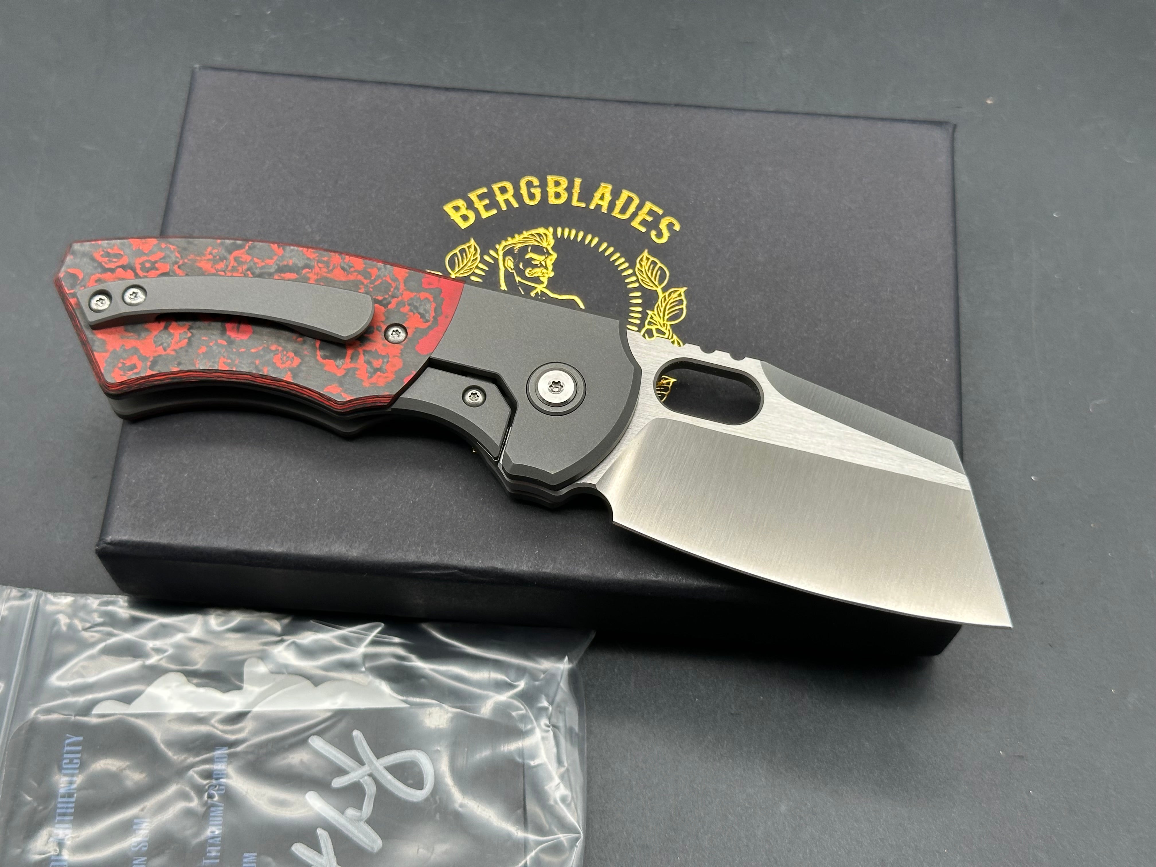 Berg Blades Slim #17/40, Belt Satin CPM-20CV Blade, Dark Blasted Handles with Mars Valley Fat Carbon