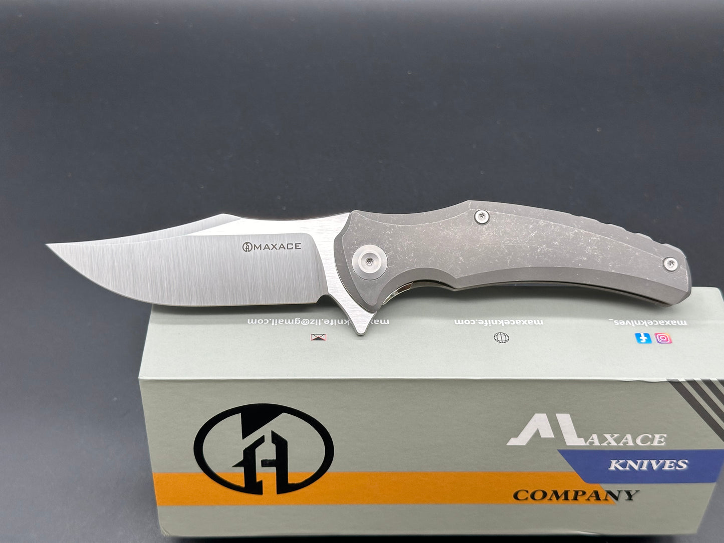 Maxace Orion MagnaCut Frame Lock Knife Stonewash Titanium (3.7" Satin)