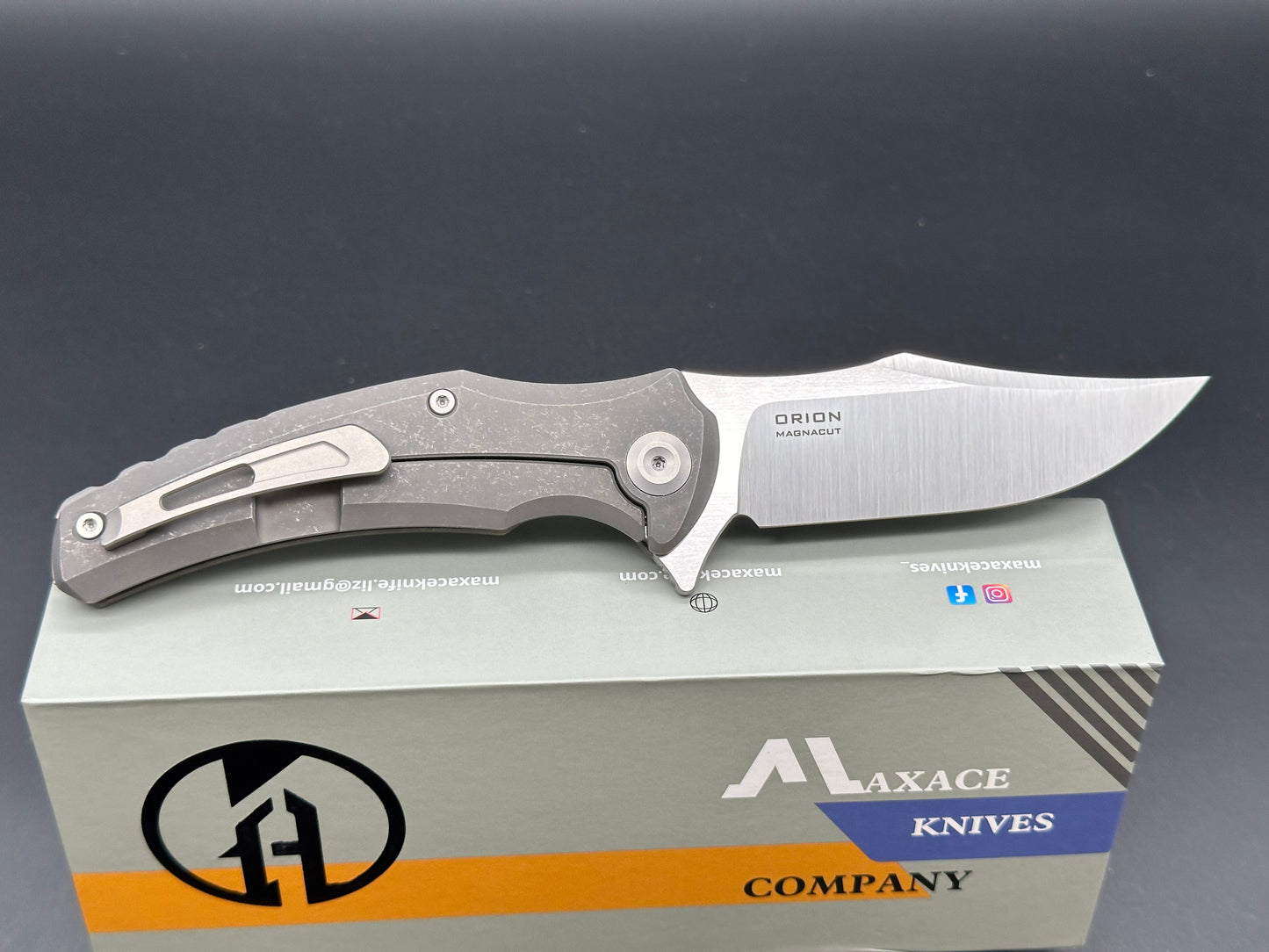 Maxace Orion MagnaCut Frame Lock Knife Stonewash Titanium (3.7" Satin)