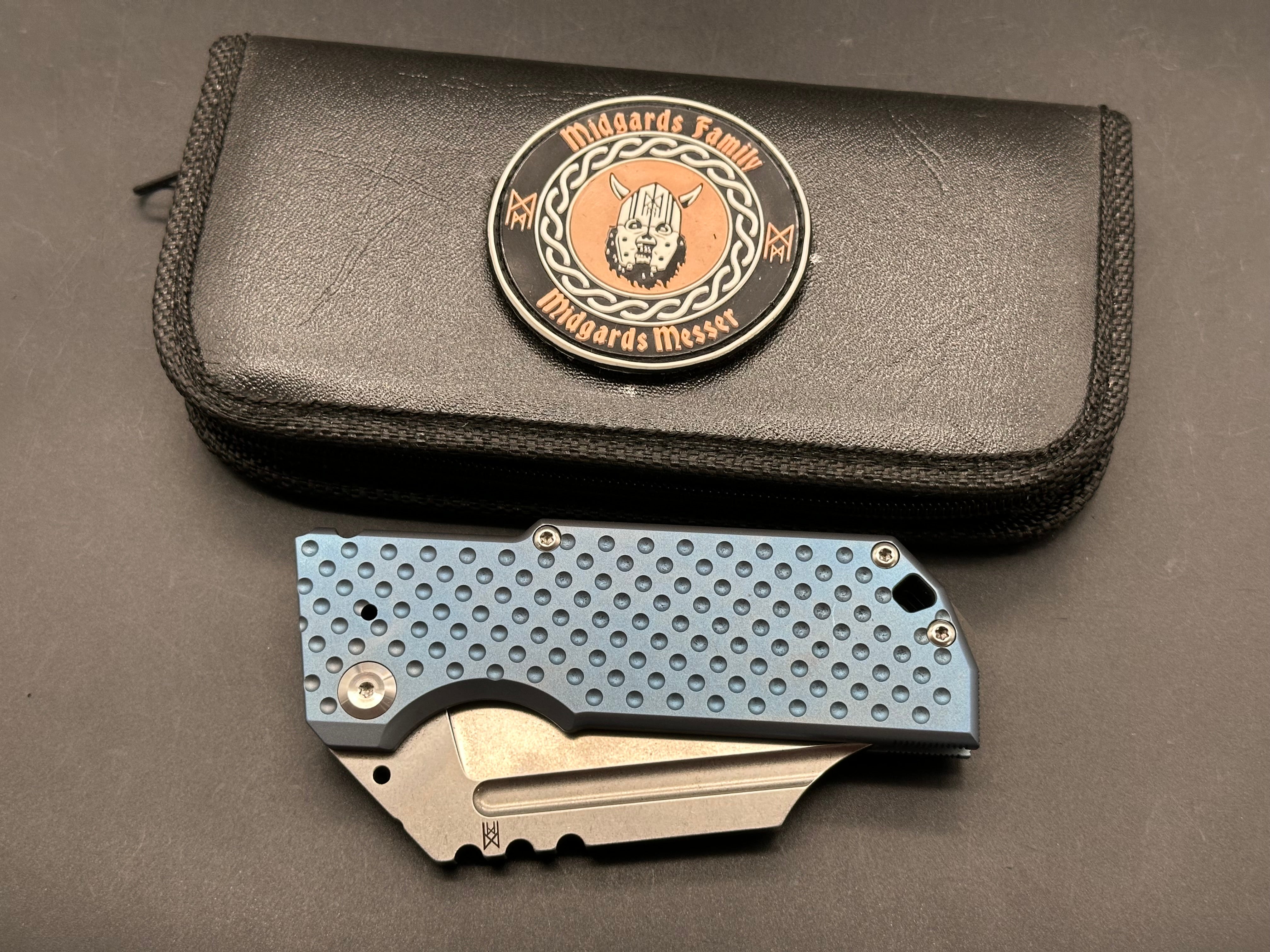 Midgards Messer - Thunrar/Blue Textured Milled Ti Frame/Clip Point/Satin CPM-D2