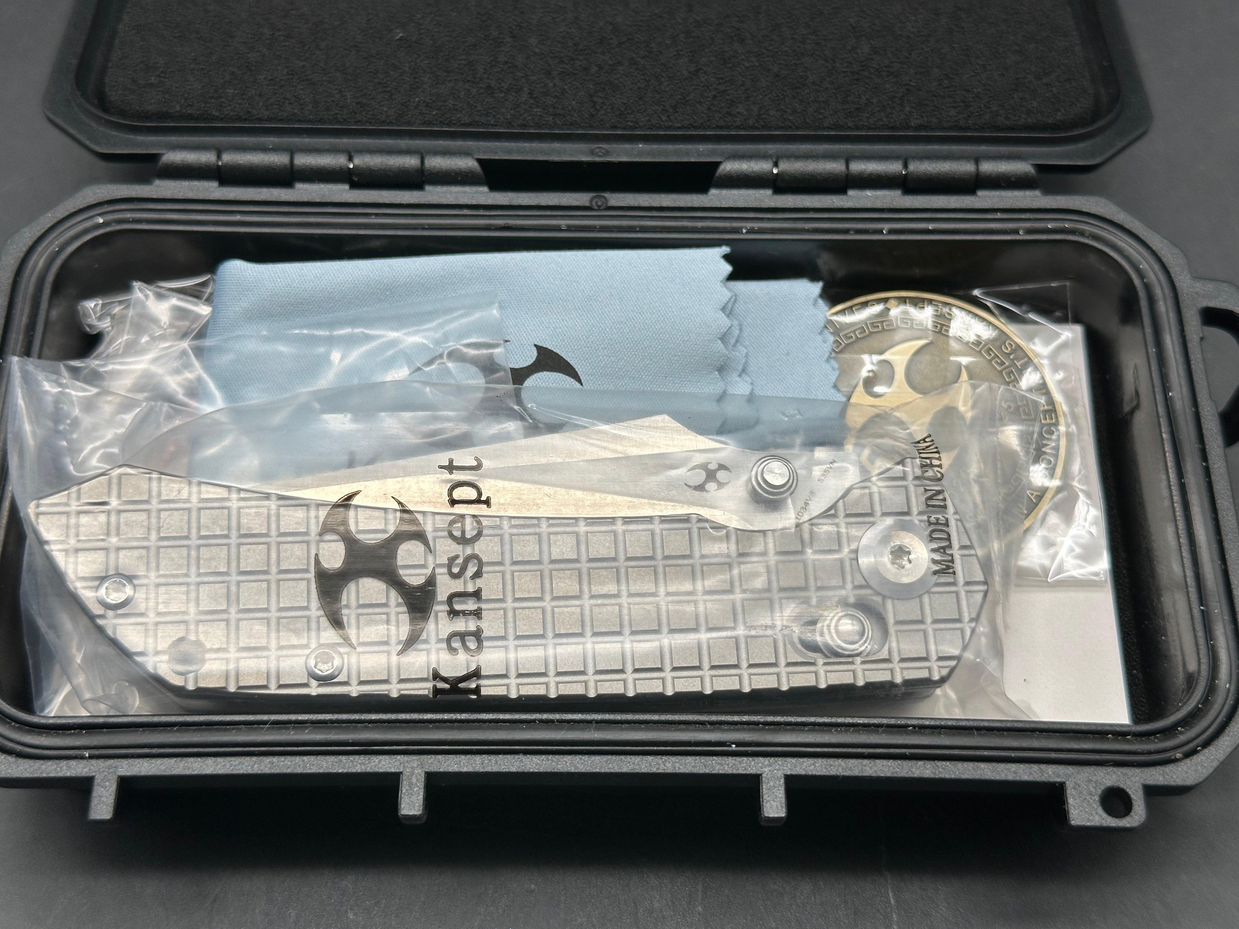 KANSEPT FENRIR CROSSBAR LOCK TITANIUM W/FRAG PATTERN HANDLE (3.48'' CPM S35VN BLADE)