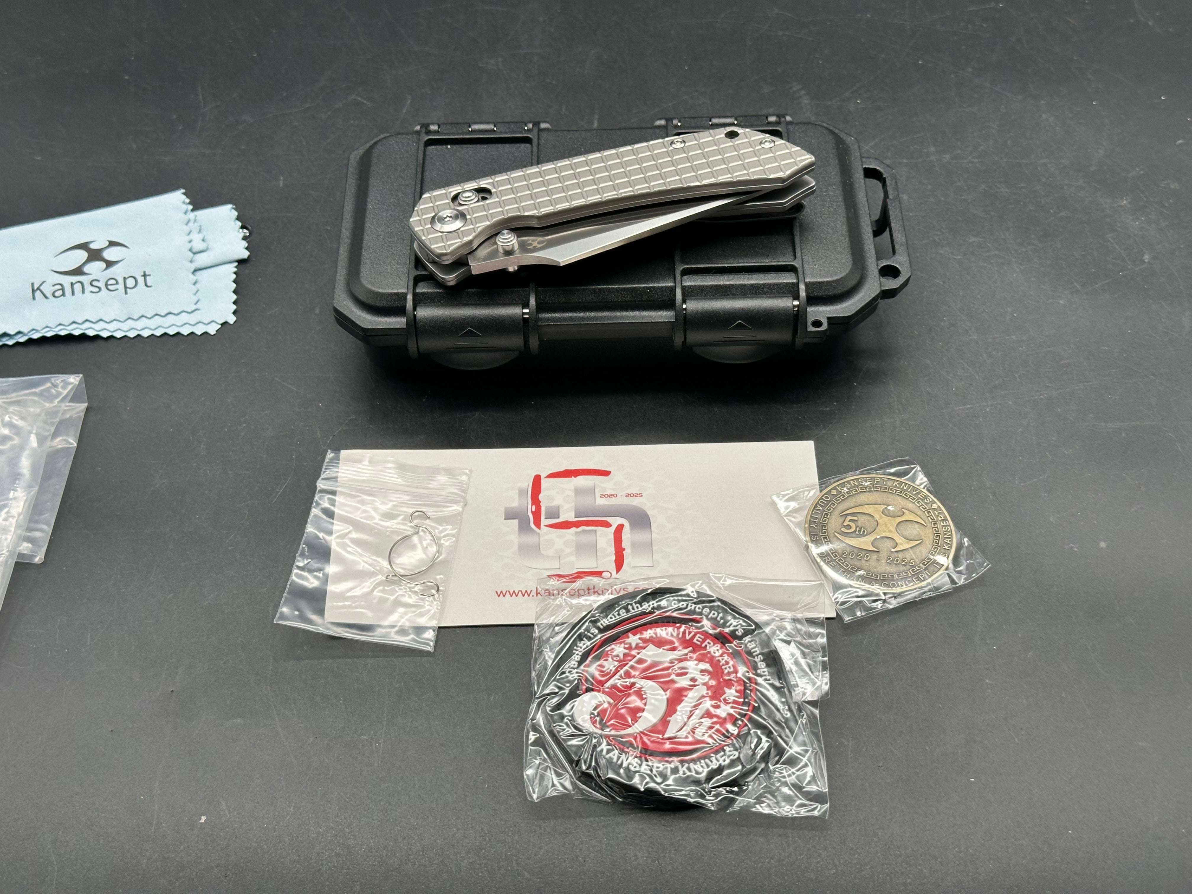 KANSEPT FENRIR CROSSBAR LOCK TITANIUM W/FRAG PATTERN HANDLE (3.48'' CPM S35VN BLADE)