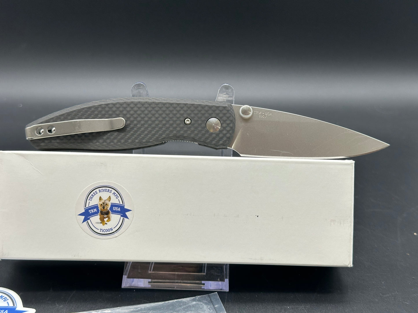 TRM Atom 3.5" 20CV blade Carbon Fiber Scales, plus extra Flat Gray G10 Scales