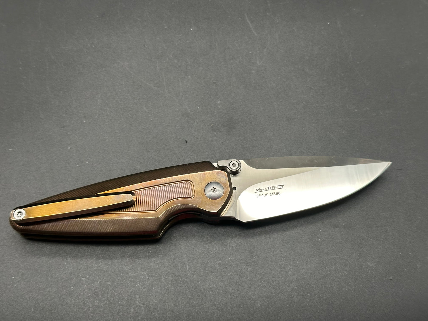 TWOSUN TS439-COLOR-GOLD FOLDING KNIFE GOLD TITANIUM HANDLE M390