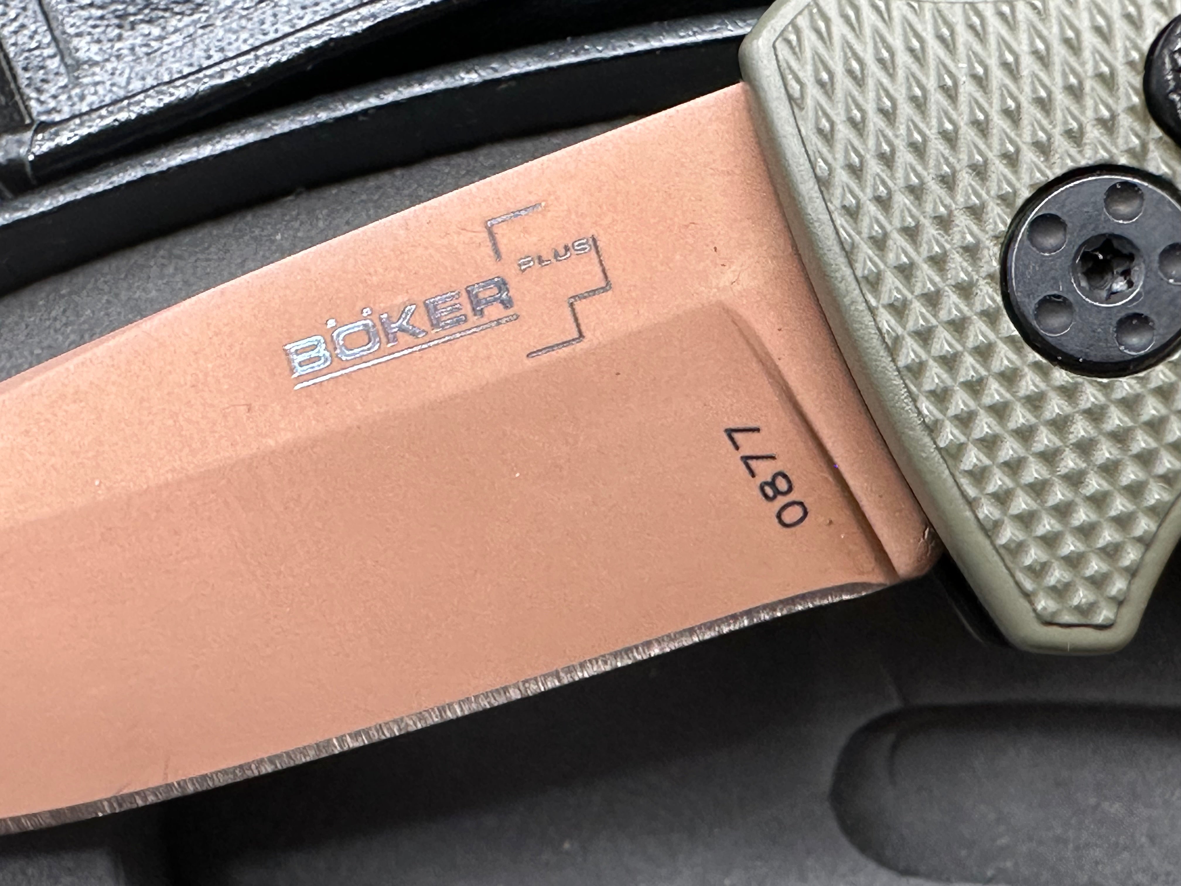 Boker Strike Desert Warrior auto