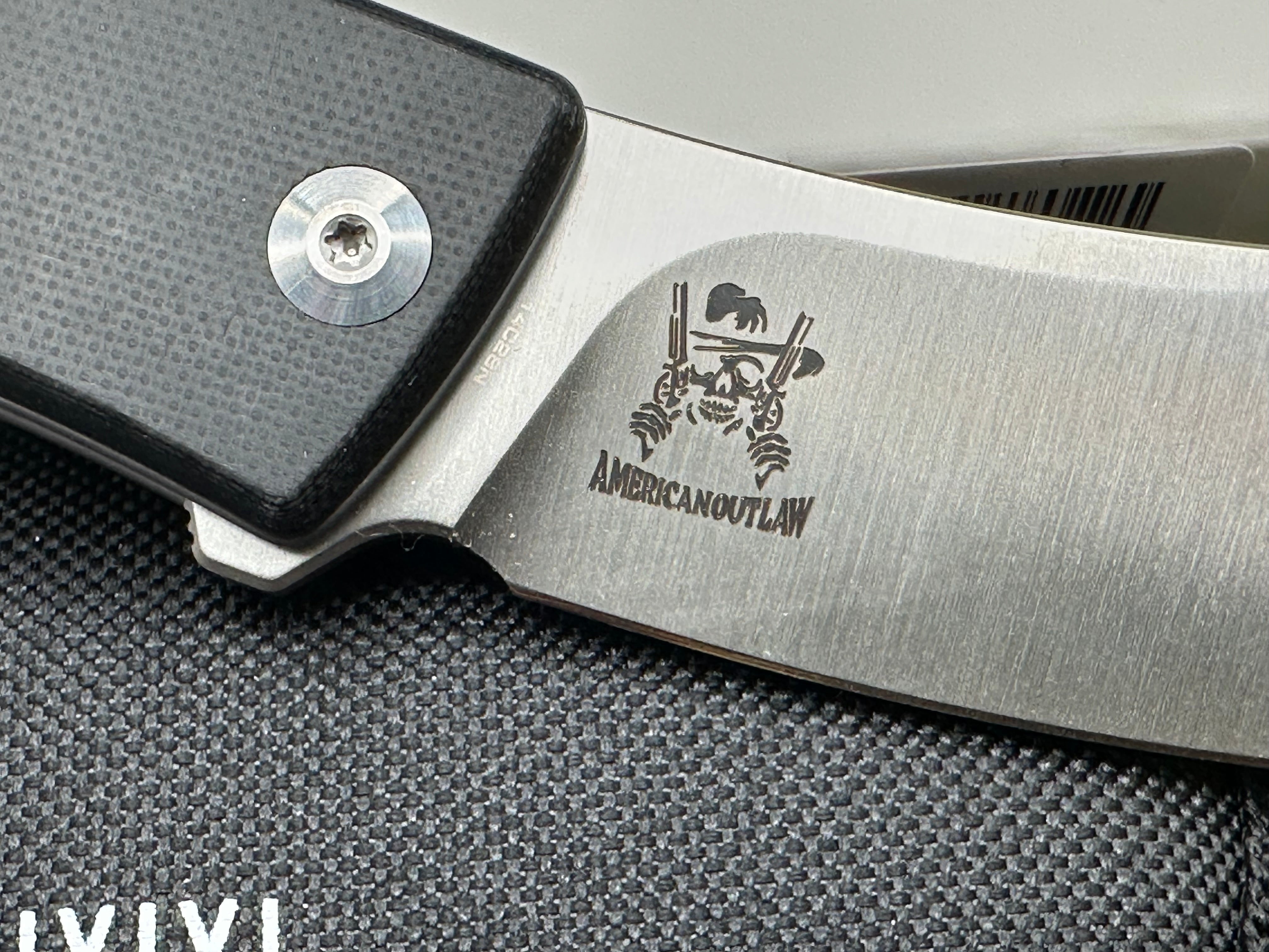 CIVIVI Outlaw Muk Button Lock Knife Black & White G-10 (3.5" Satin 14C28N)