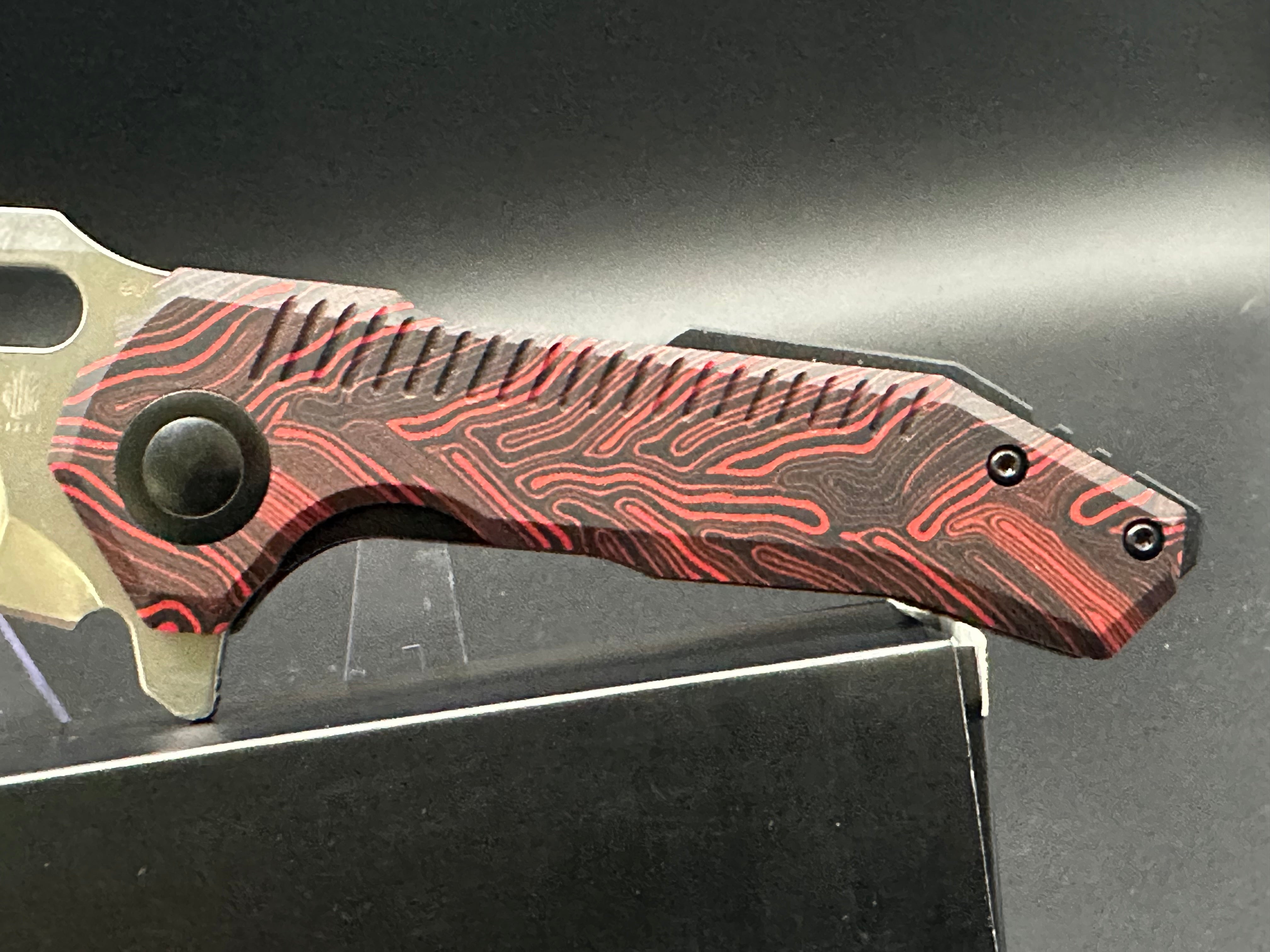 Kizer Paragon Extra Mini Red Gmascus G10 scales w/CPM-3V