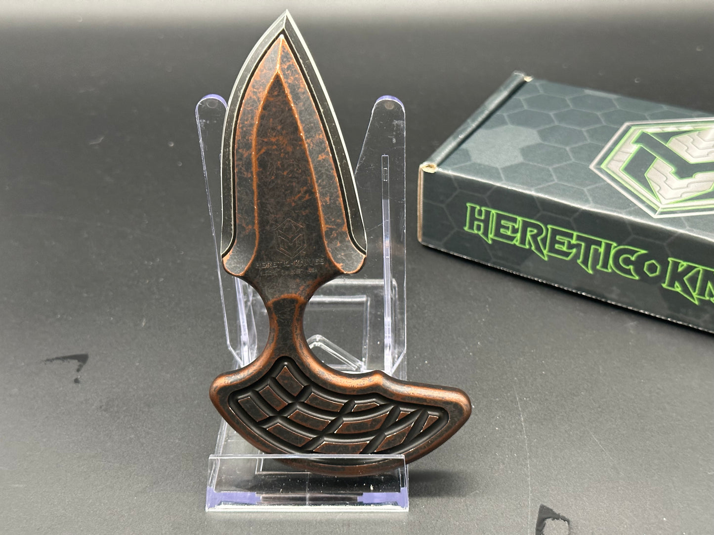 Heretic Sleight Bronze Push Dagger