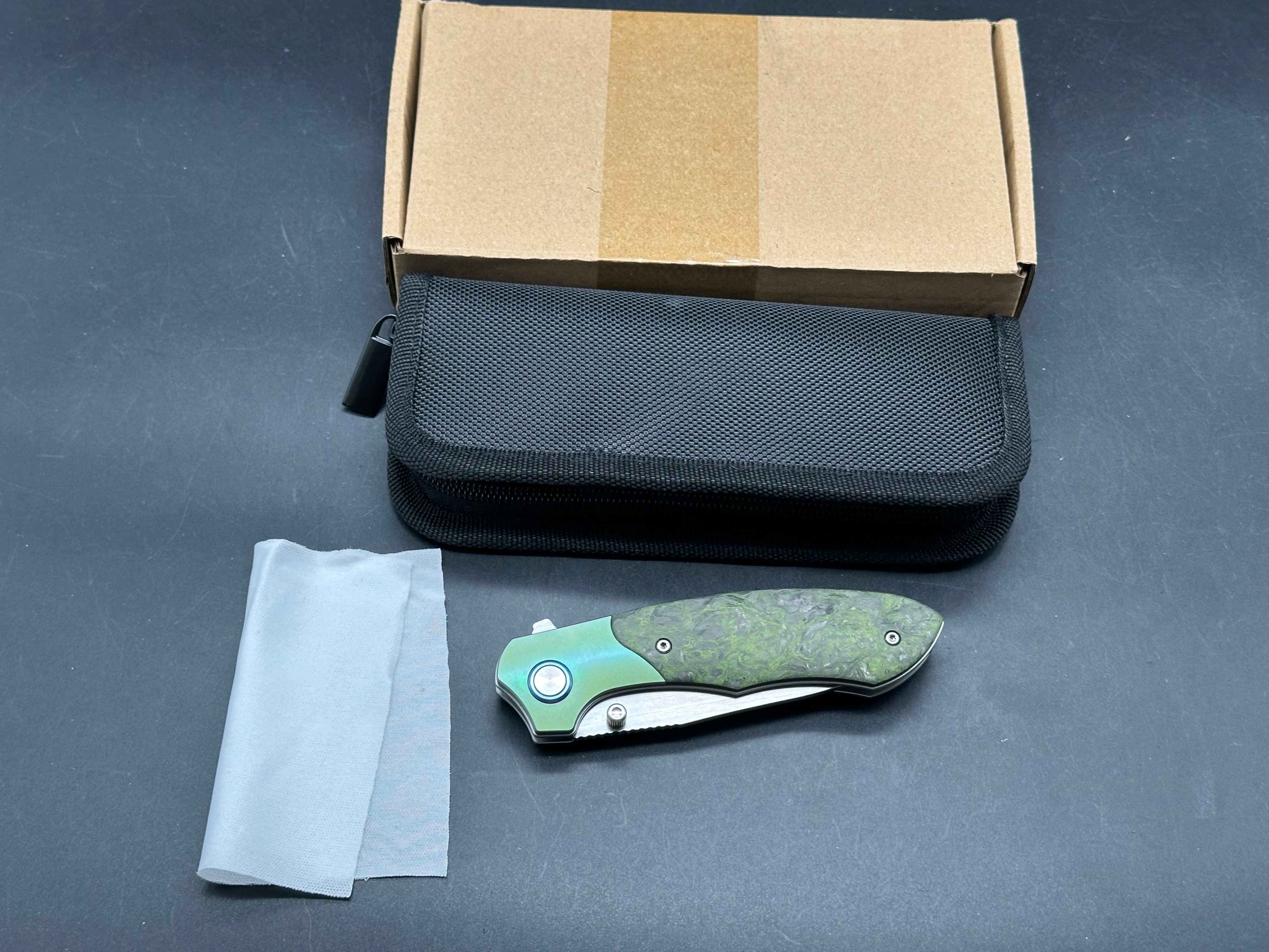 Sitivien ST272 Folding Knife, S90V Blade Titanium Green Carbon Fiber Handle