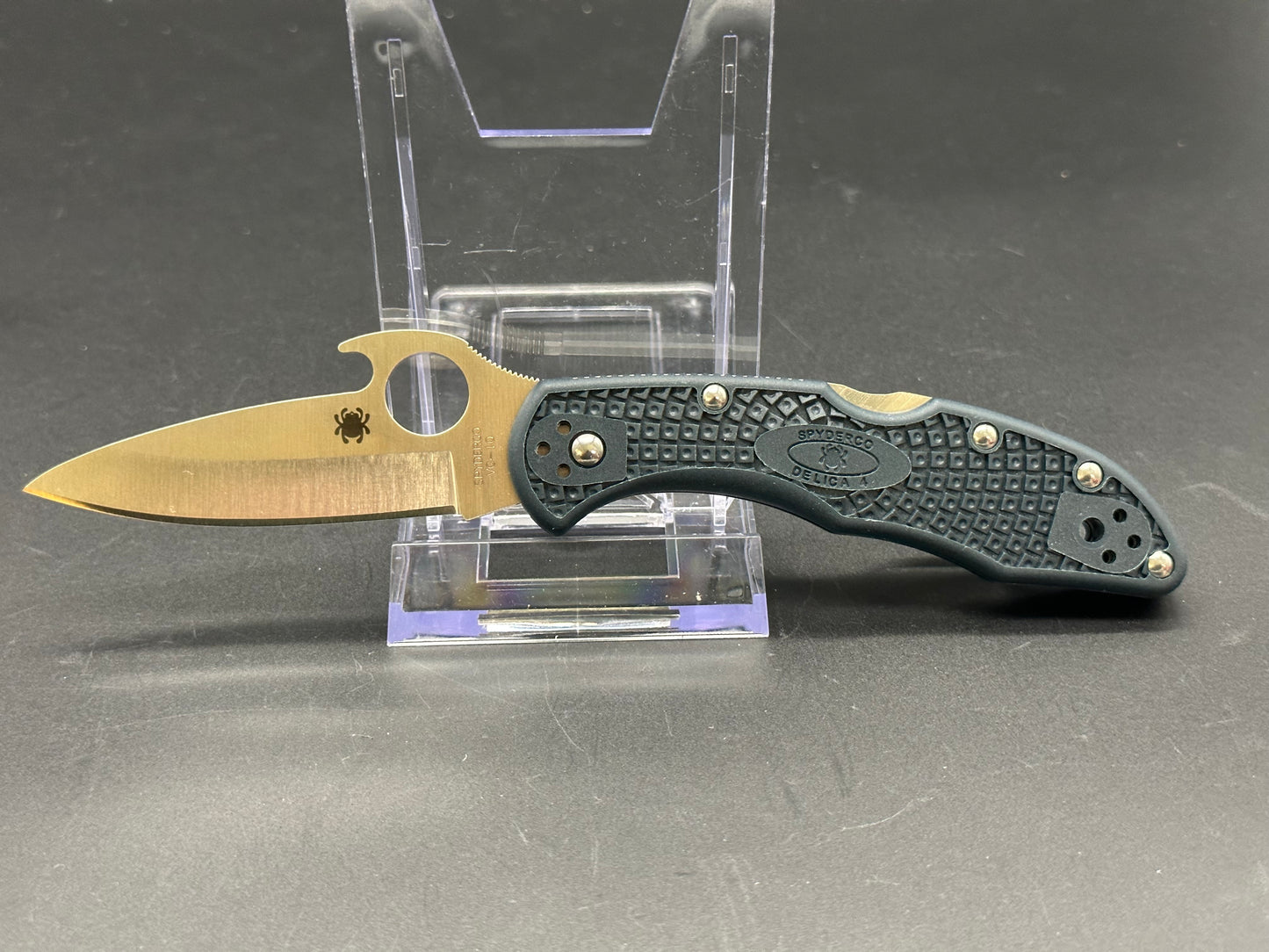 Spyderco Delica 4 Knife Emerson Opener