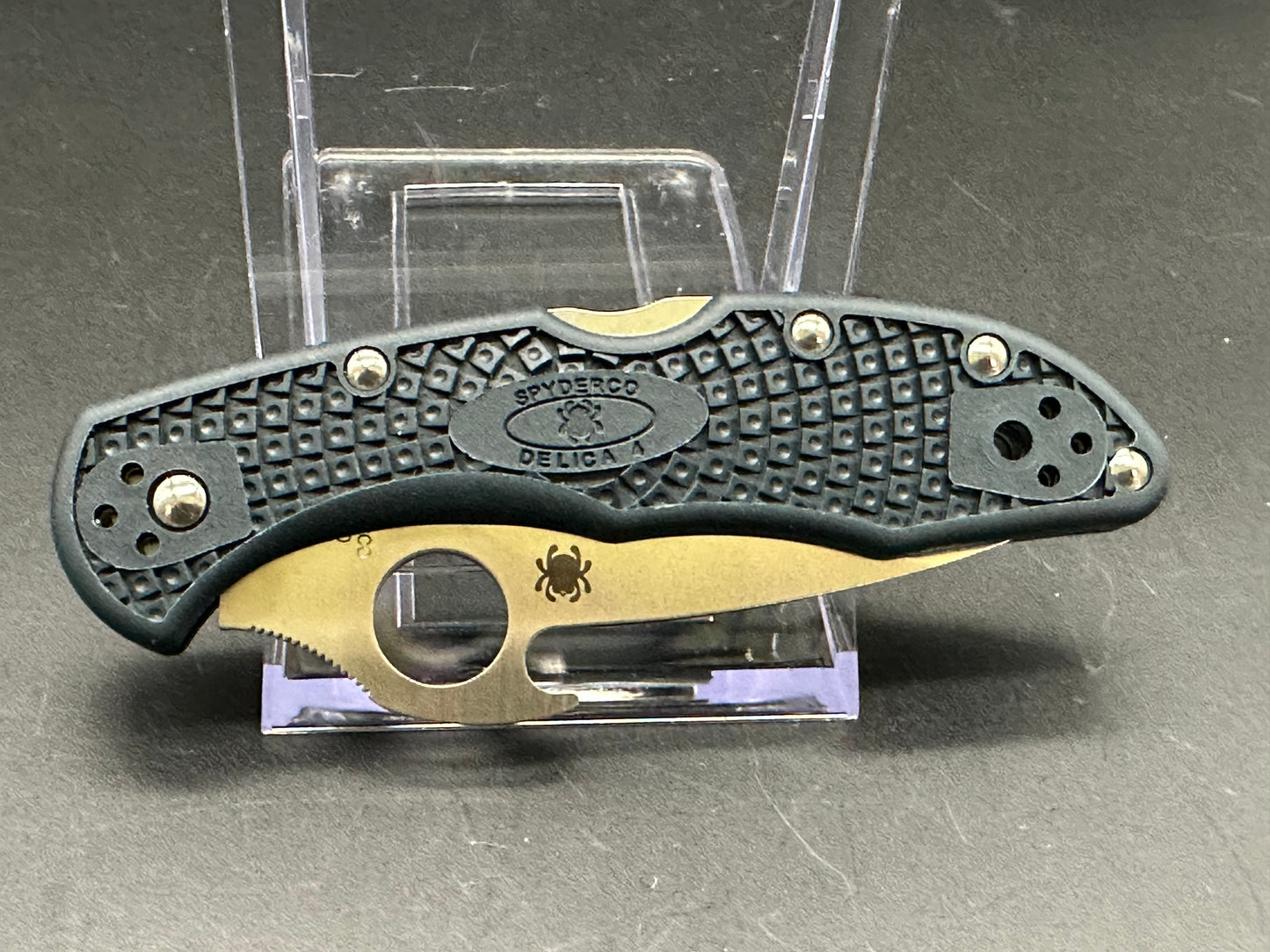 Spyderco Delica 4 Knife Emerson Opener