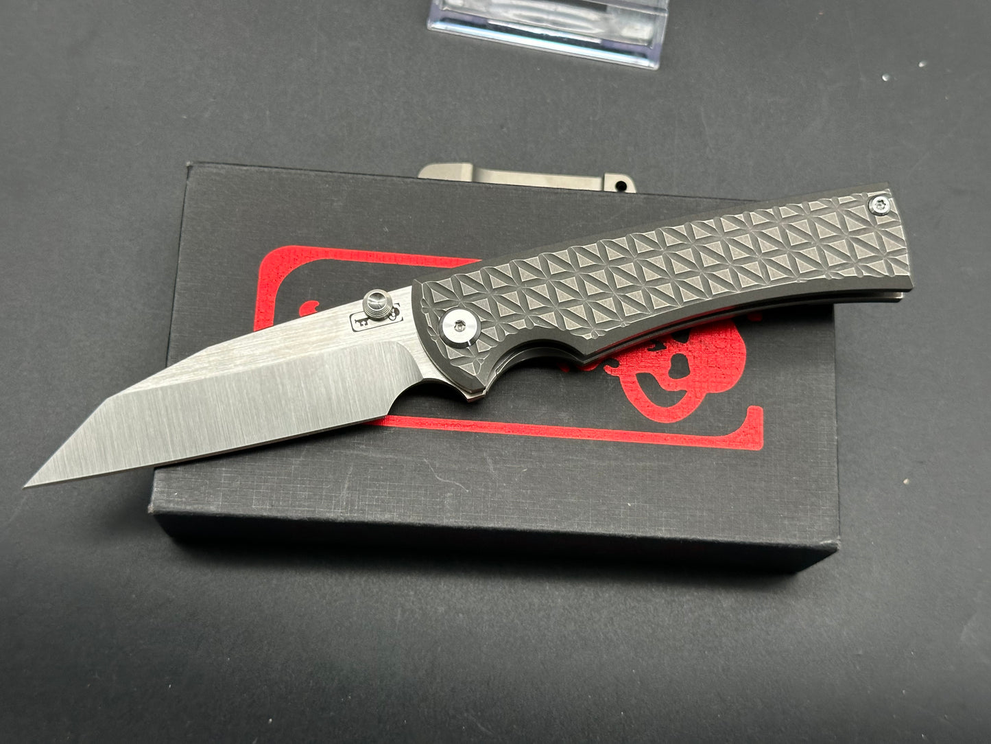 Chaves Sangre street fanatic edge, flipper delete, titanium thumb studs