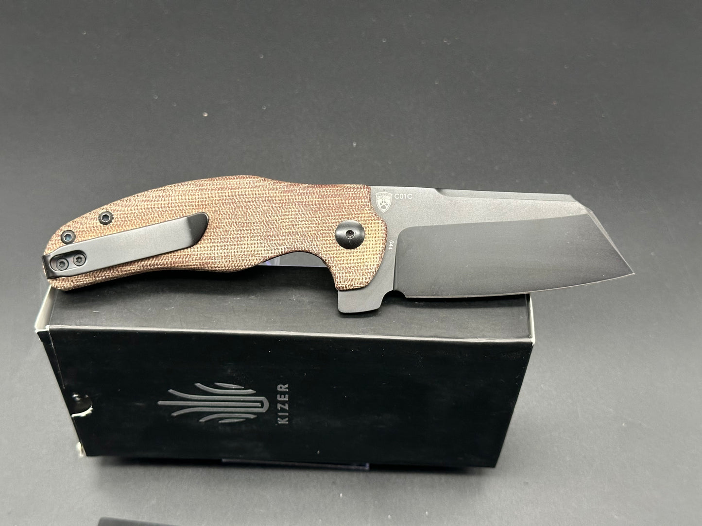 Kizer Sheepdog Liner Lock Knife Green Micarta (3.25" 10V)