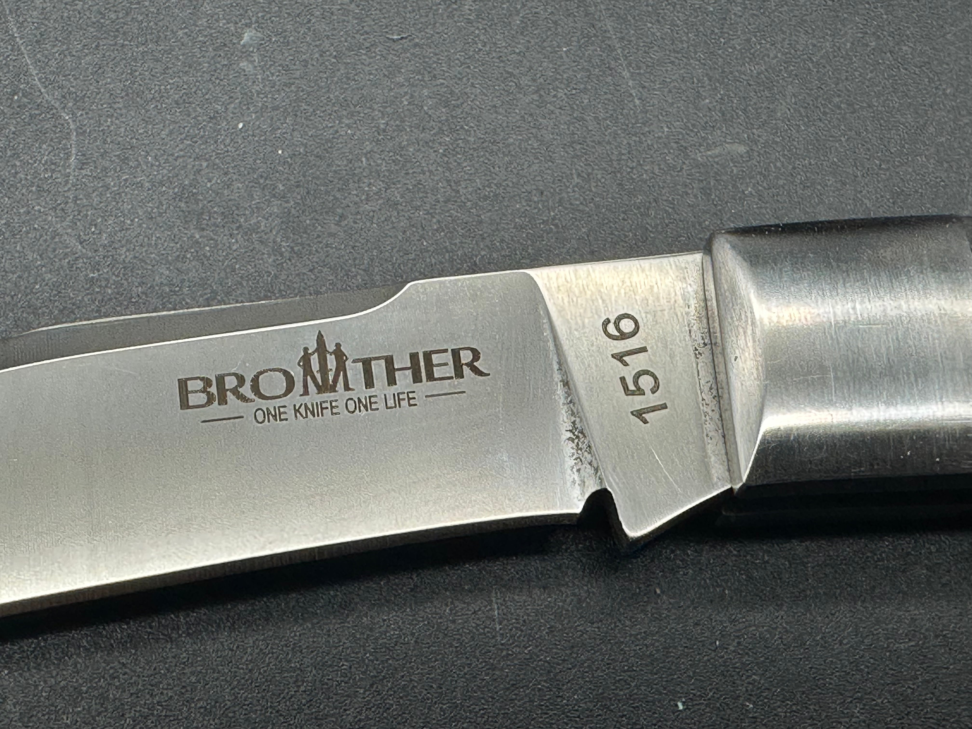 Brother 1516 VG10 Blade Knife Carbon Fiber Grips Slip joint