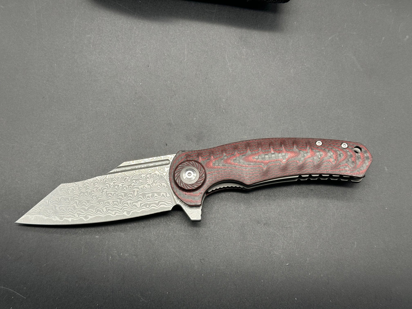 SHIELDON TRANCHODON RED CF/G10 HANDLE REVERSE TANTO DAMASCUS