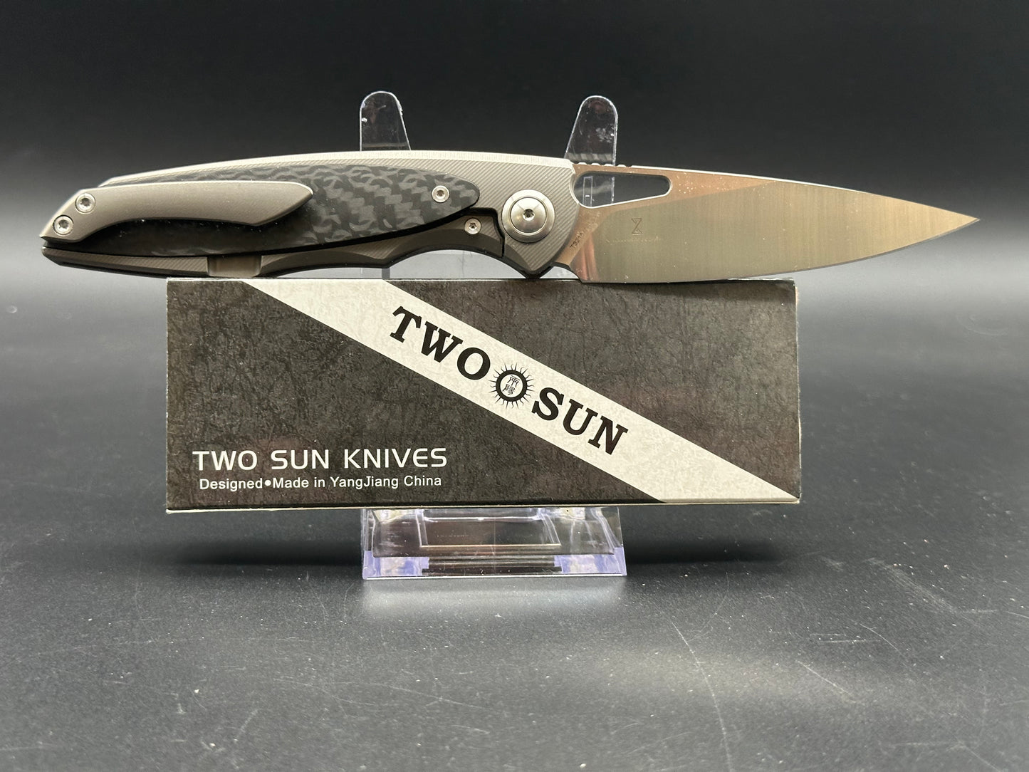 TWOSUN TS215 FOLDING KNIFE TITANIUM/CARBON FIBER HANDLE 14C28N PLAIN EDGE