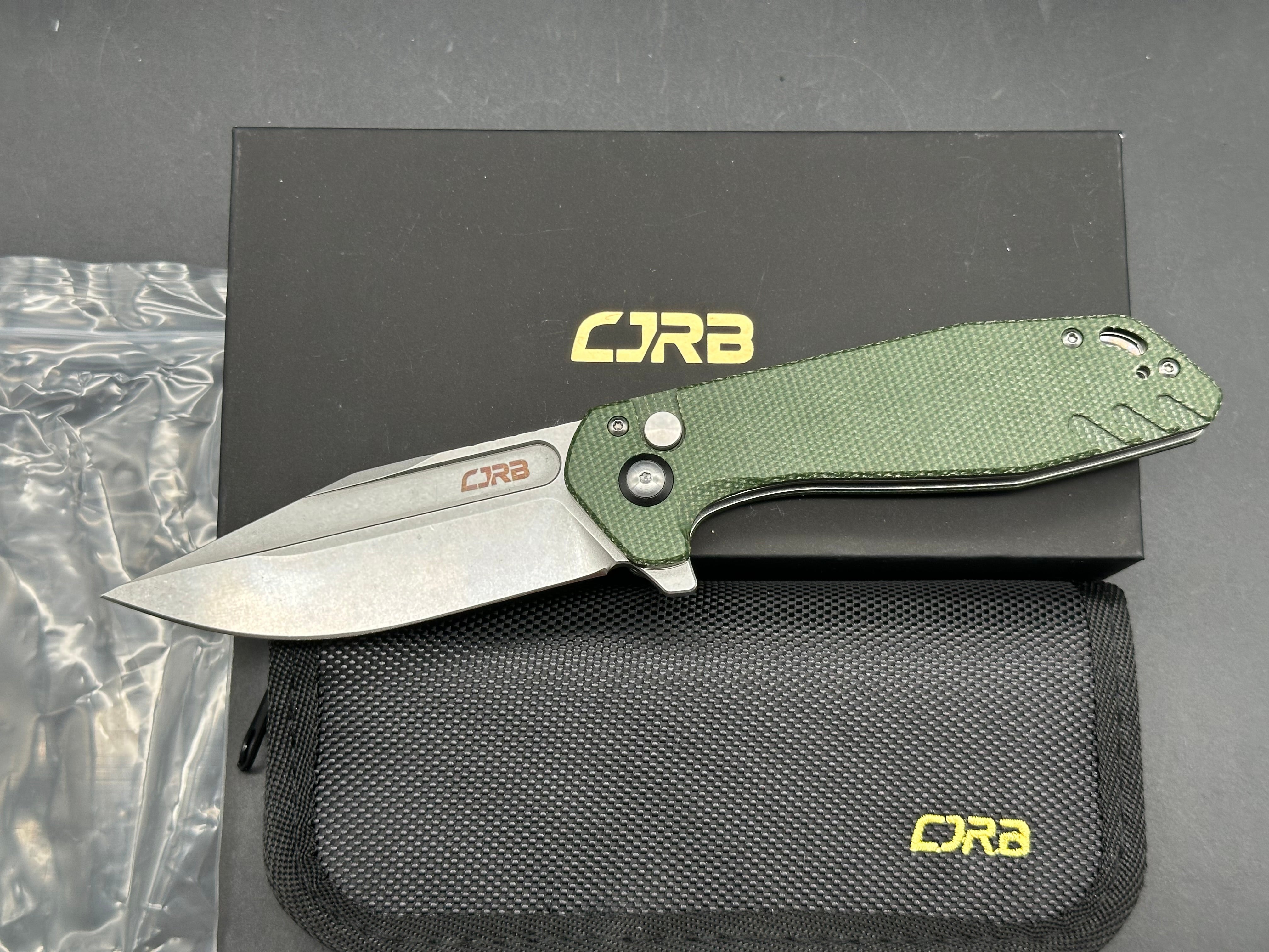 CJRB RIFF BUTTON LOCK FOLDING KNIFE GREEN MICARTA HANDLE AR-RPM9 CLIP POINT BLADE