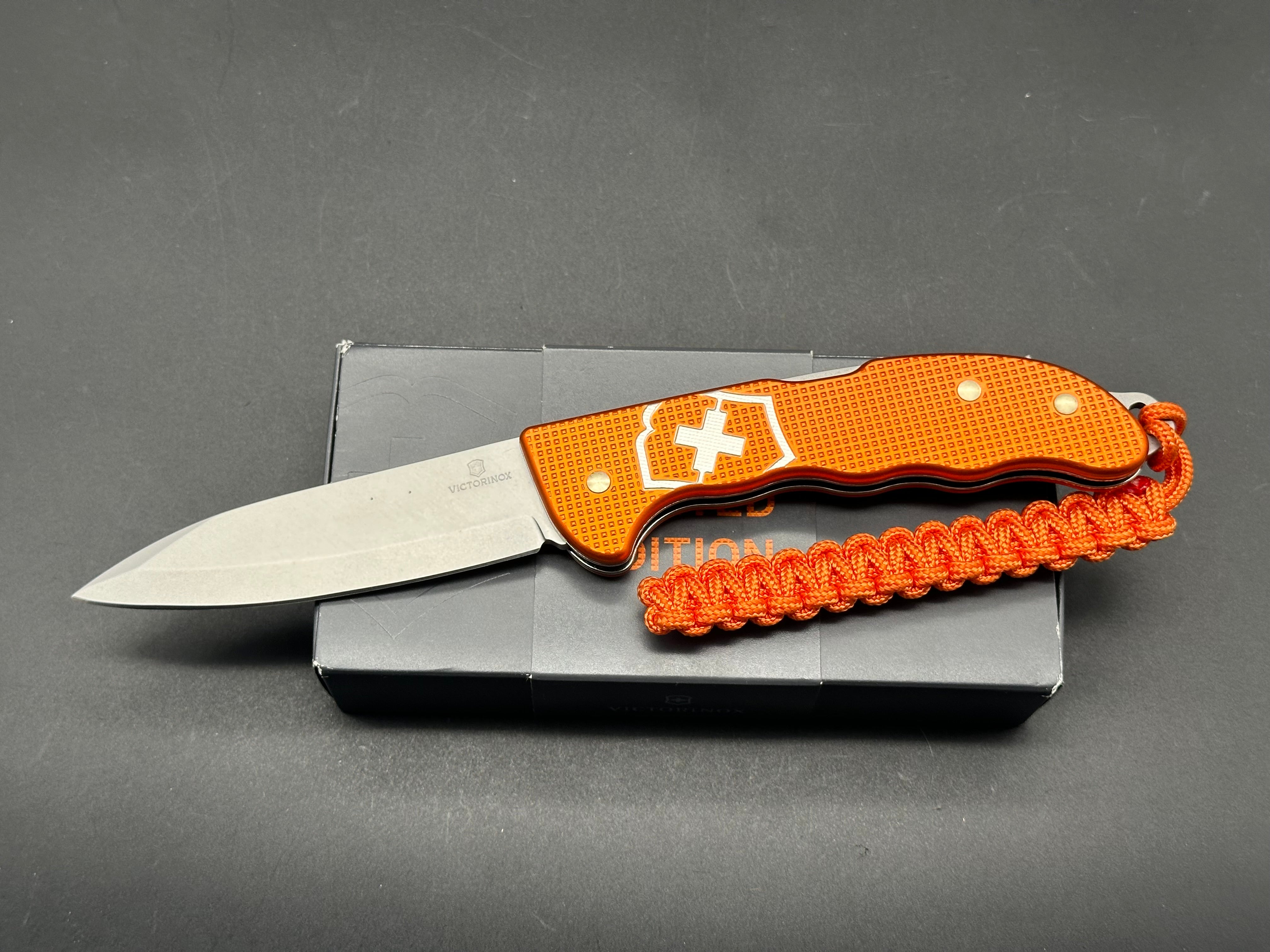 Victorinox Hunter Pro Alox Lockback Knife L. Tiger Orange Aluminum (3.8" Satin)