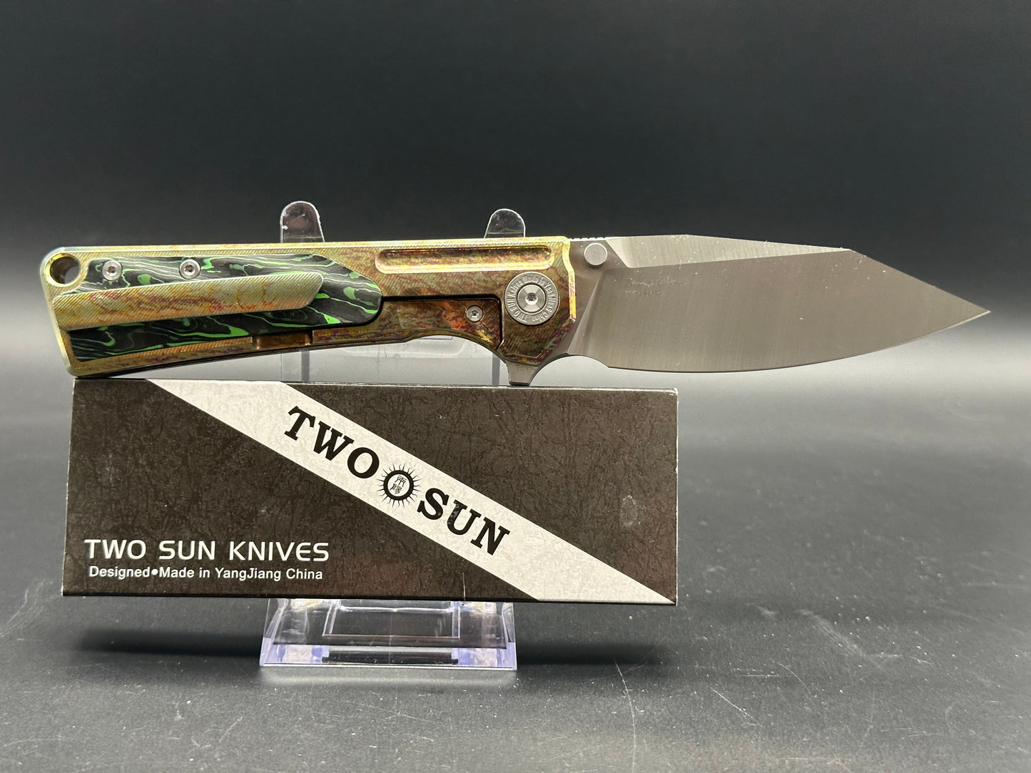 TWOSUN TS510-COLOR FOLDING KNIFE COLOR CARBON FIBER/TITANIUM HANDLE M390 PLAIN EDGE