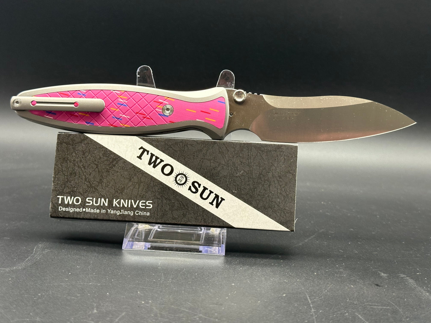 TWOSUN TS441 FOLDING KNIFE PINK/COLOR TITANIUM/G10 HANDLE 154CM PLAIN EDGE