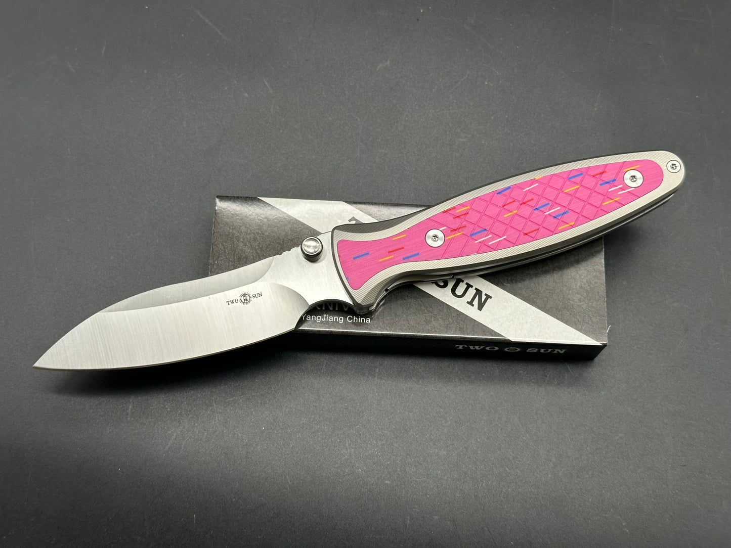 TWOSUN TS441 FOLDING KNIFE PINK/COLOR TITANIUM/G10 HANDLE 154CM PLAIN EDGE