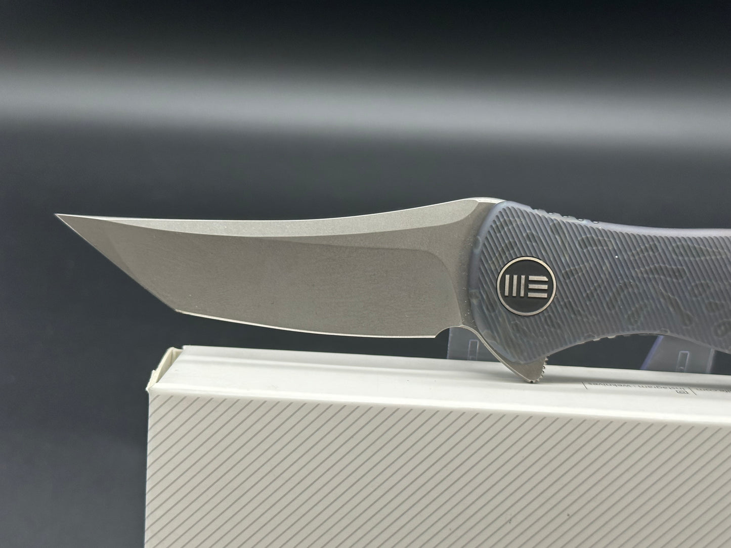 WE Synergy 2 Flamed titanium handle w/tanto M390