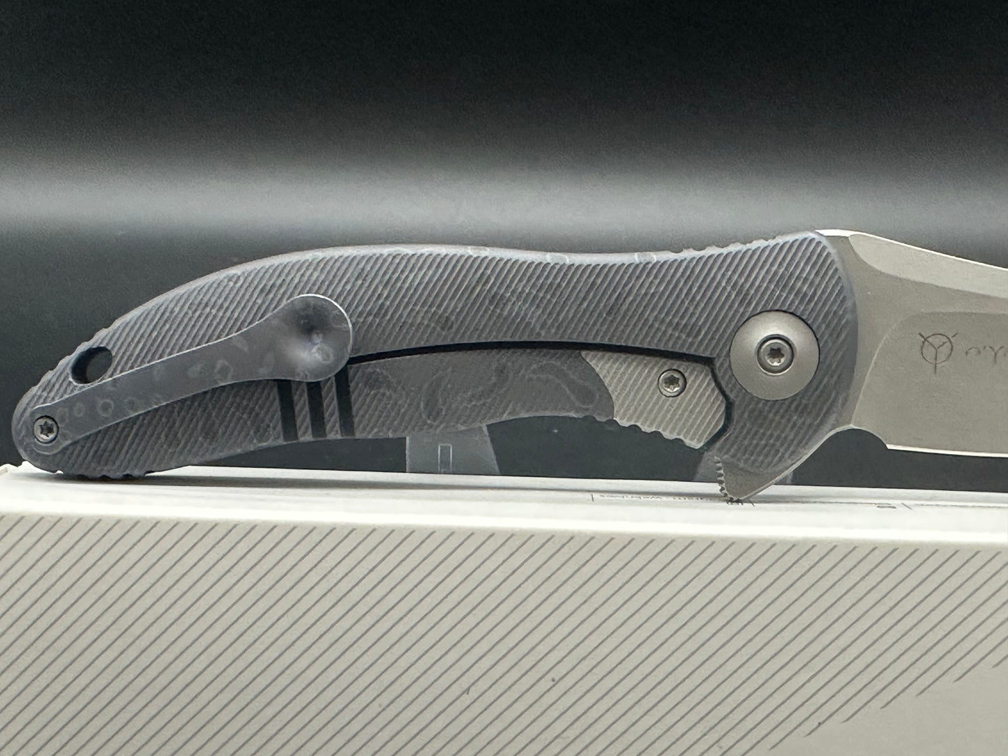 WE Synergy 2 Flamed titanium handle w/tanto M390