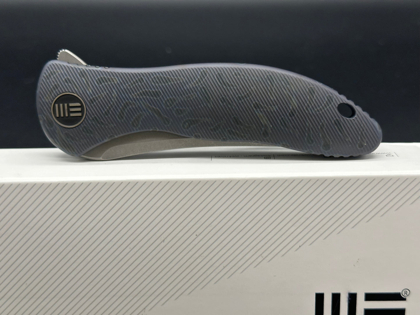 WE Synergy 2 Flamed titanium handle w/tanto M390