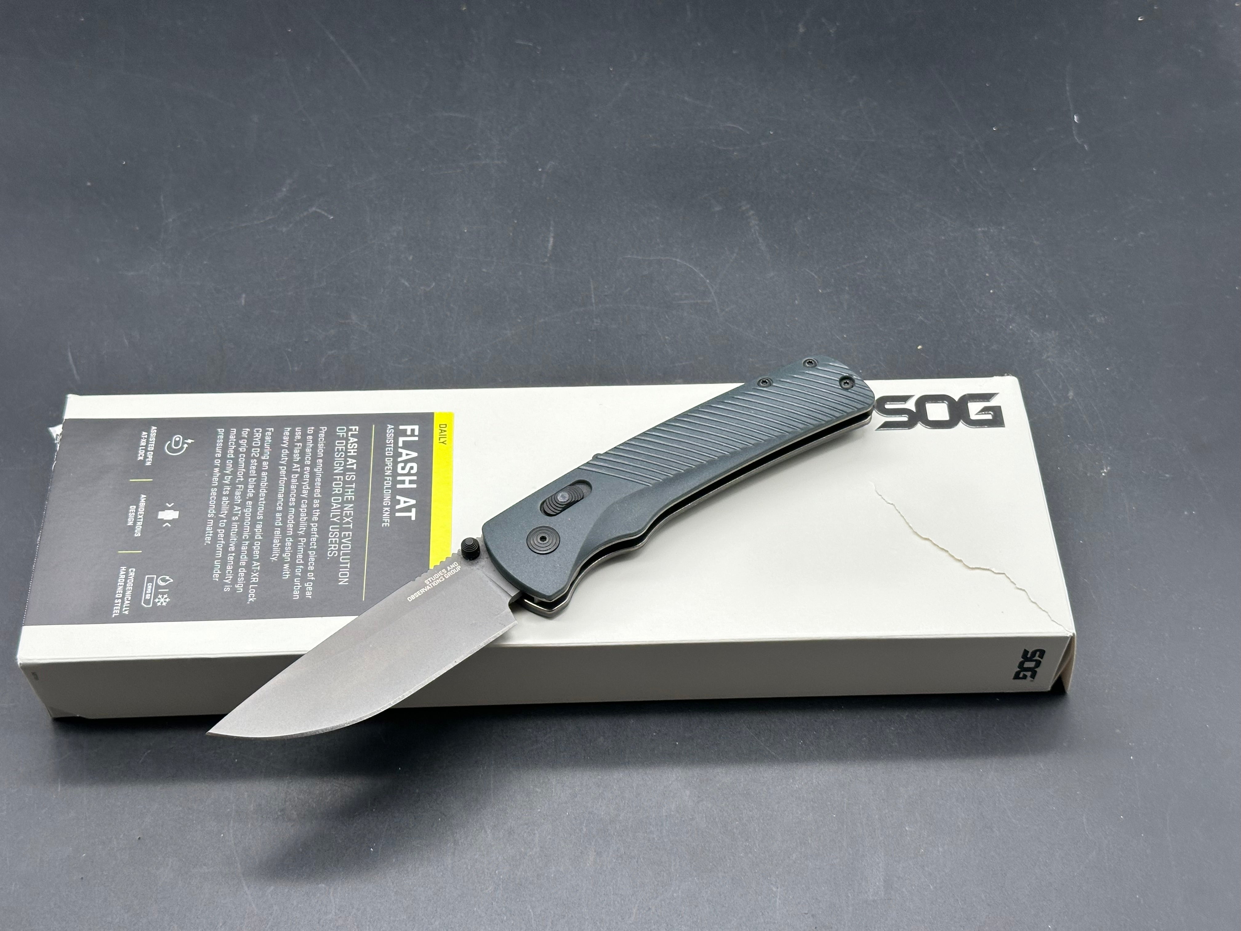 Sog Flash AT MK3 urban grey handle w/D2 blade