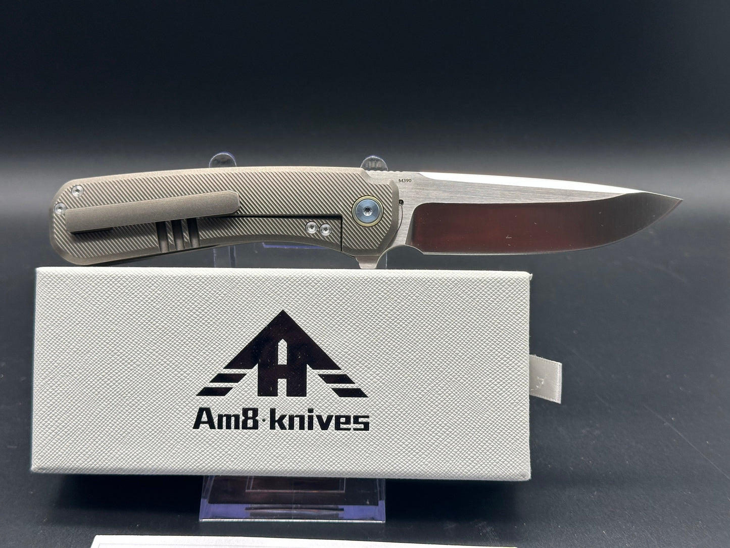 Miguron Am8 MORAD Flipper Titanium/Carbon Fiber Handle M390 Blade