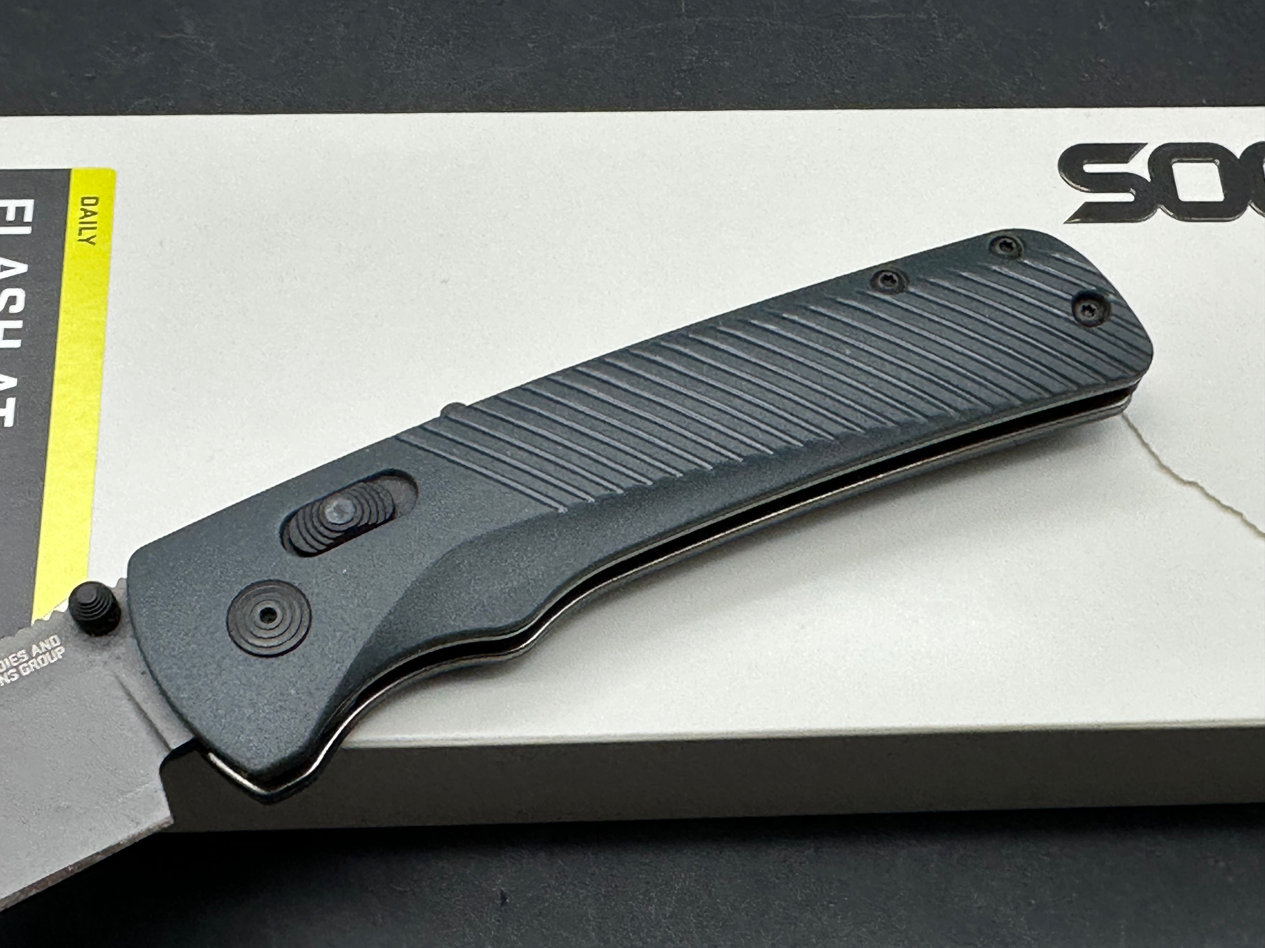 Sog Flash AT MK3 urban grey handle w/D2 blade