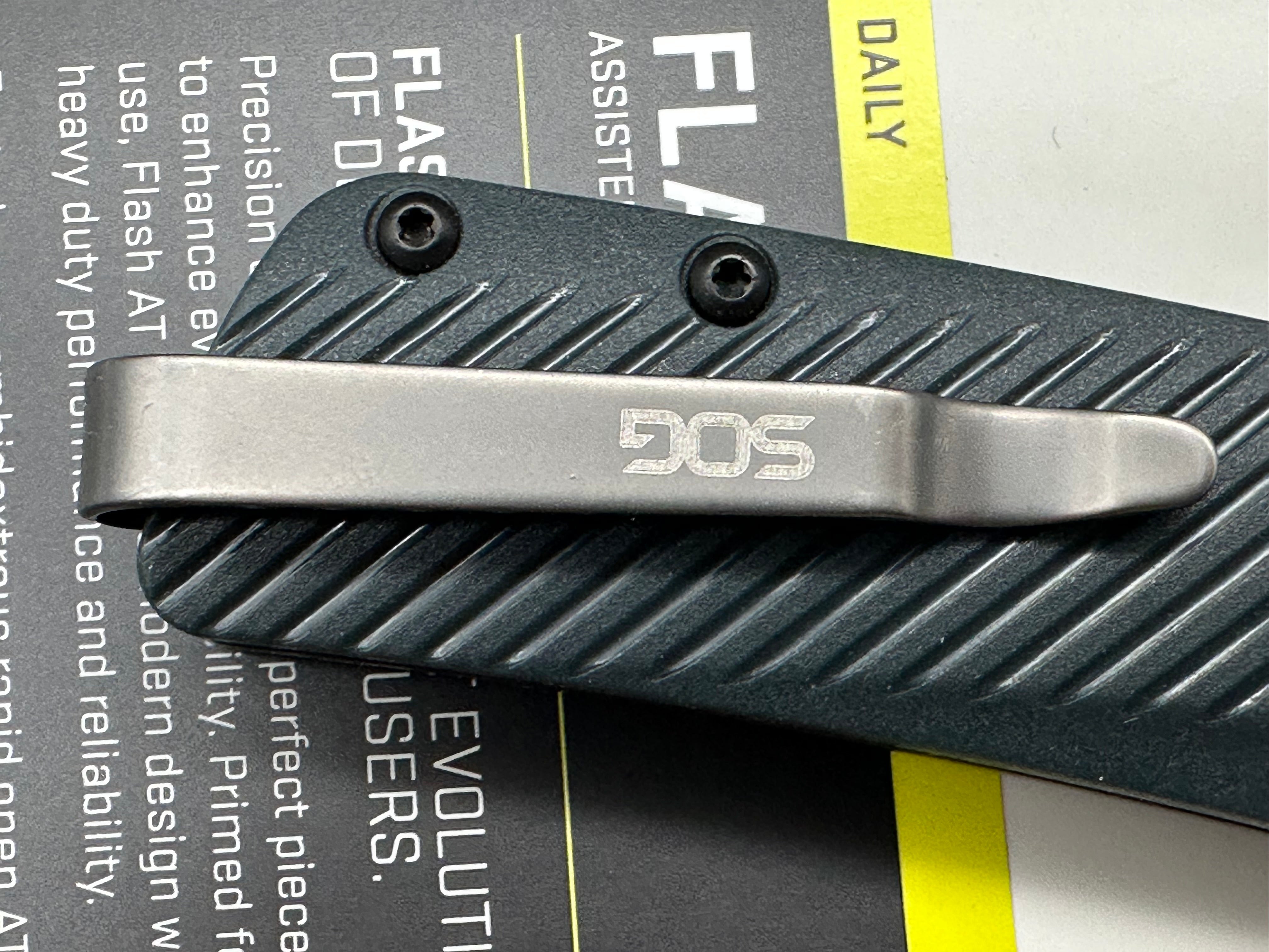 Sog Flash AT MK3 urban grey handle w/D2 blade
